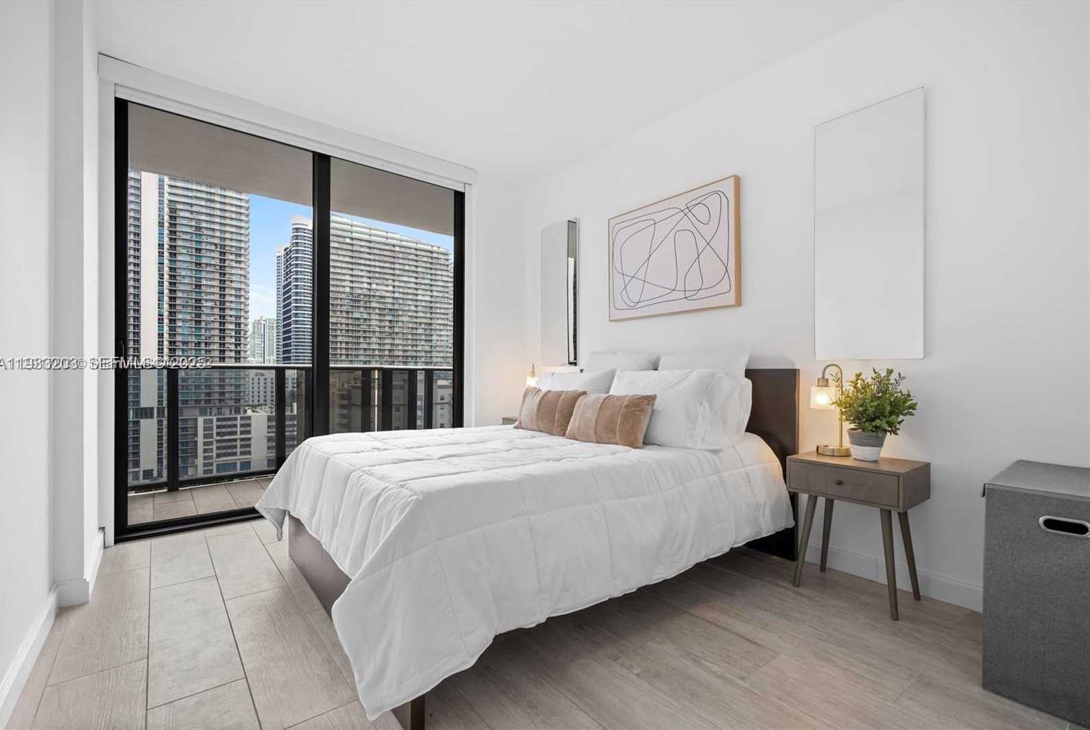 Small Image of 45 SOUTH WEST 9TH ST #1403, Miami Number 19