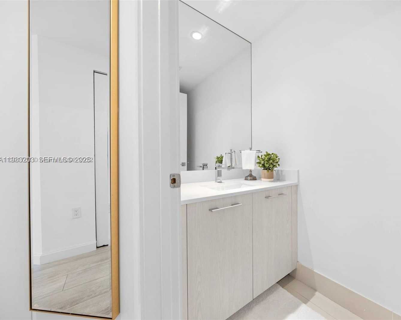 Small Image of 45 SOUTH WEST 9TH ST #1403, Miami Number 9