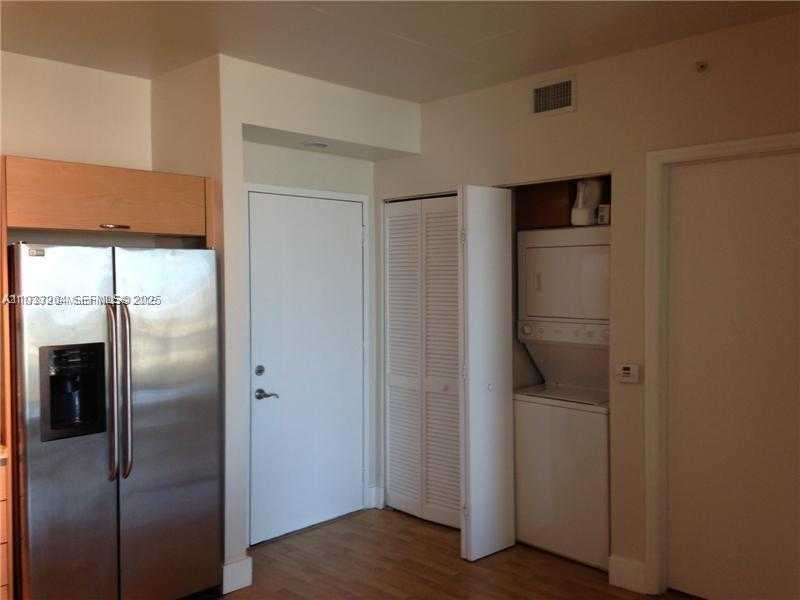 Small Image of 3180 CORAL WAY #304, Miami Number 2