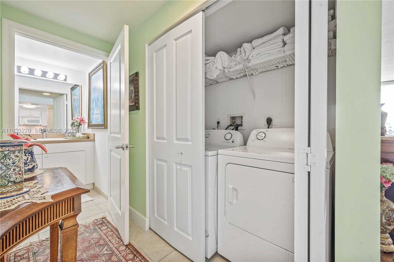 Small Image of 1250 SOUTH MIAMI AVE #1907, Miami Number 13