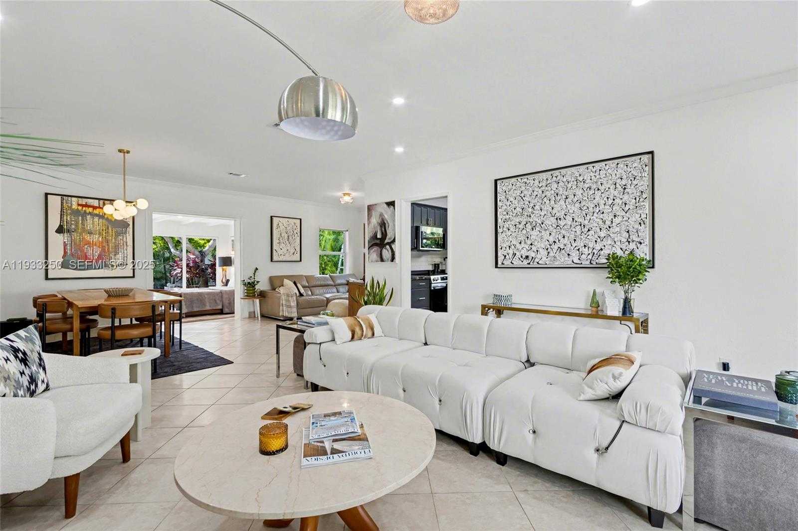 Small Image of 818 NORTH WEST 29TH CT, Wilton Manors Number 5