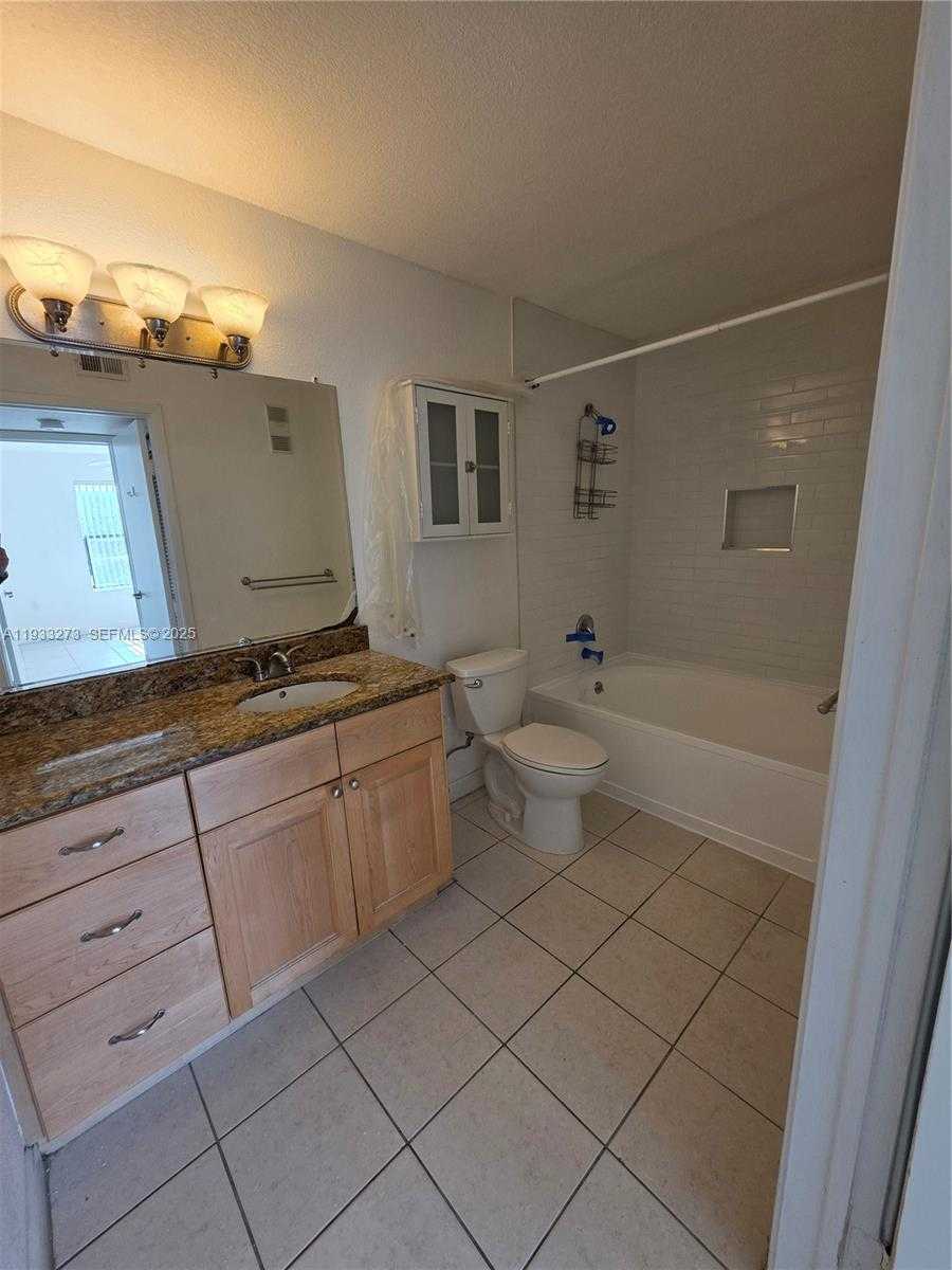 Small Image of 15070 SOUTH WEST 103RD LN #2107, Miami Number 7