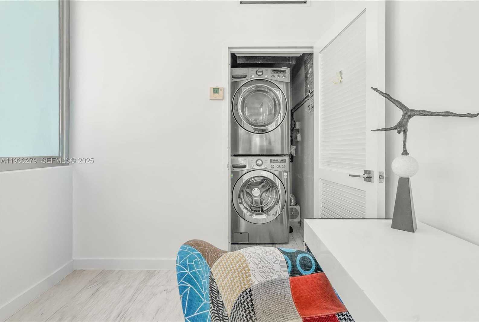 Small Image of 5055 COLLINS AVE #11C, Miami Beach Number 13