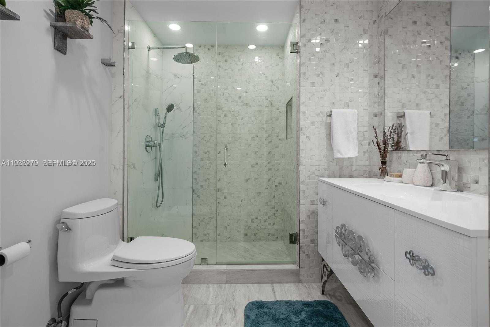 Small Image of 5055 COLLINS AVE #11C, Miami Beach Number 22