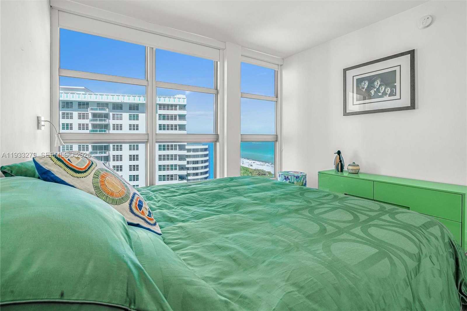 Small Image of 5055 COLLINS AVE #11C, Miami Beach Number 27