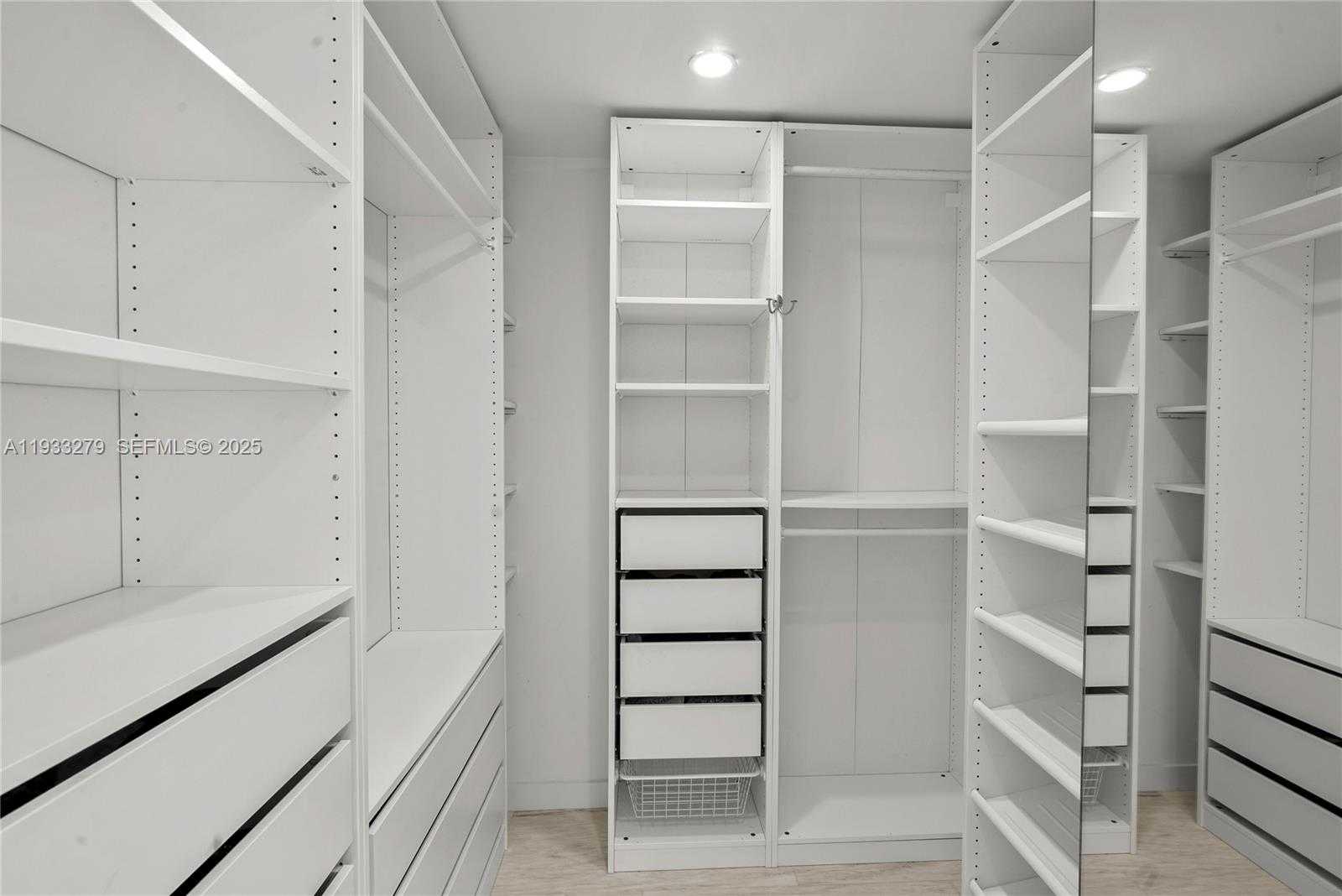 Small Image of 5055 COLLINS AVE #11C, Miami Beach Number 33