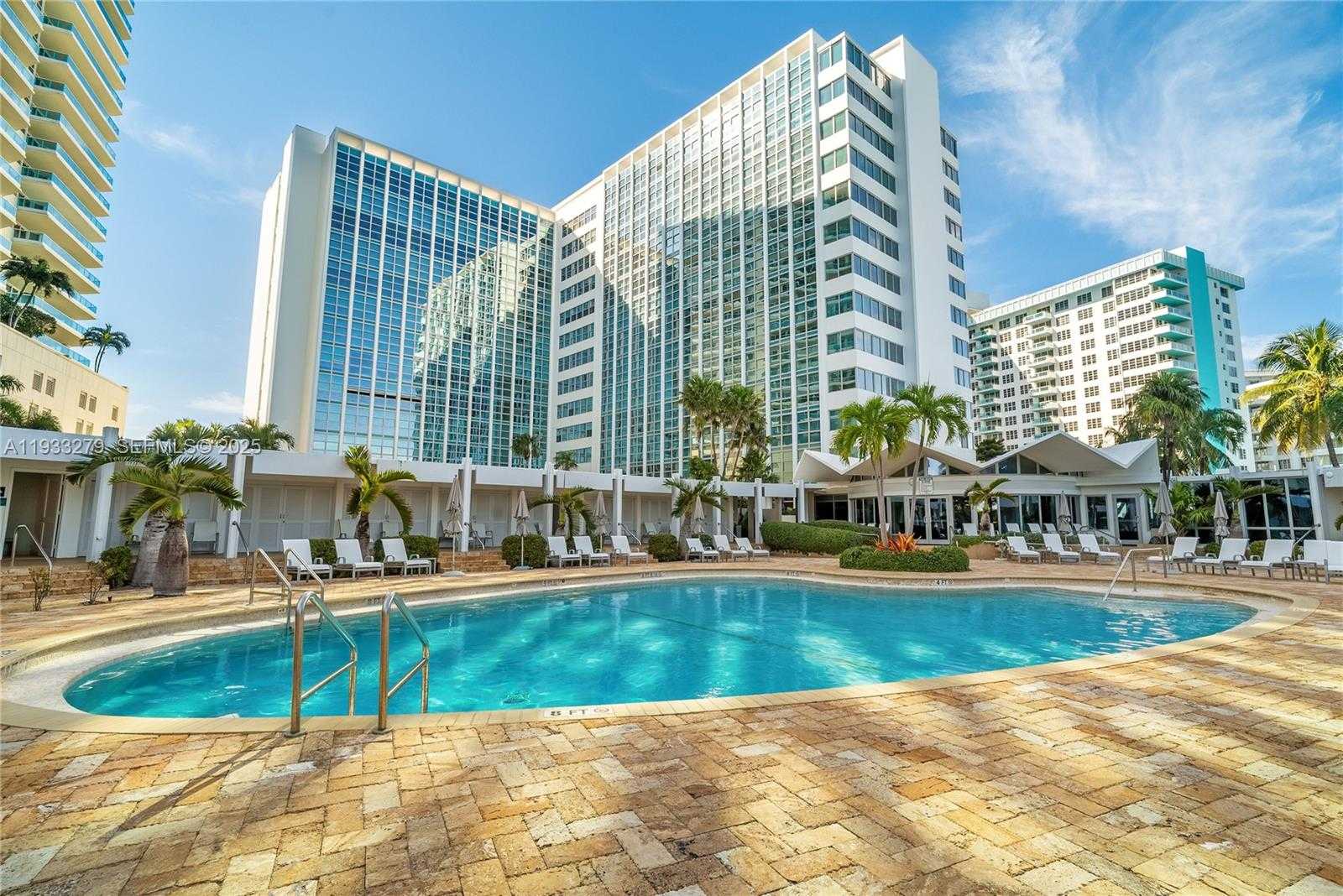 Small Image of 5055 COLLINS AVE #11C, Miami Beach Number 39