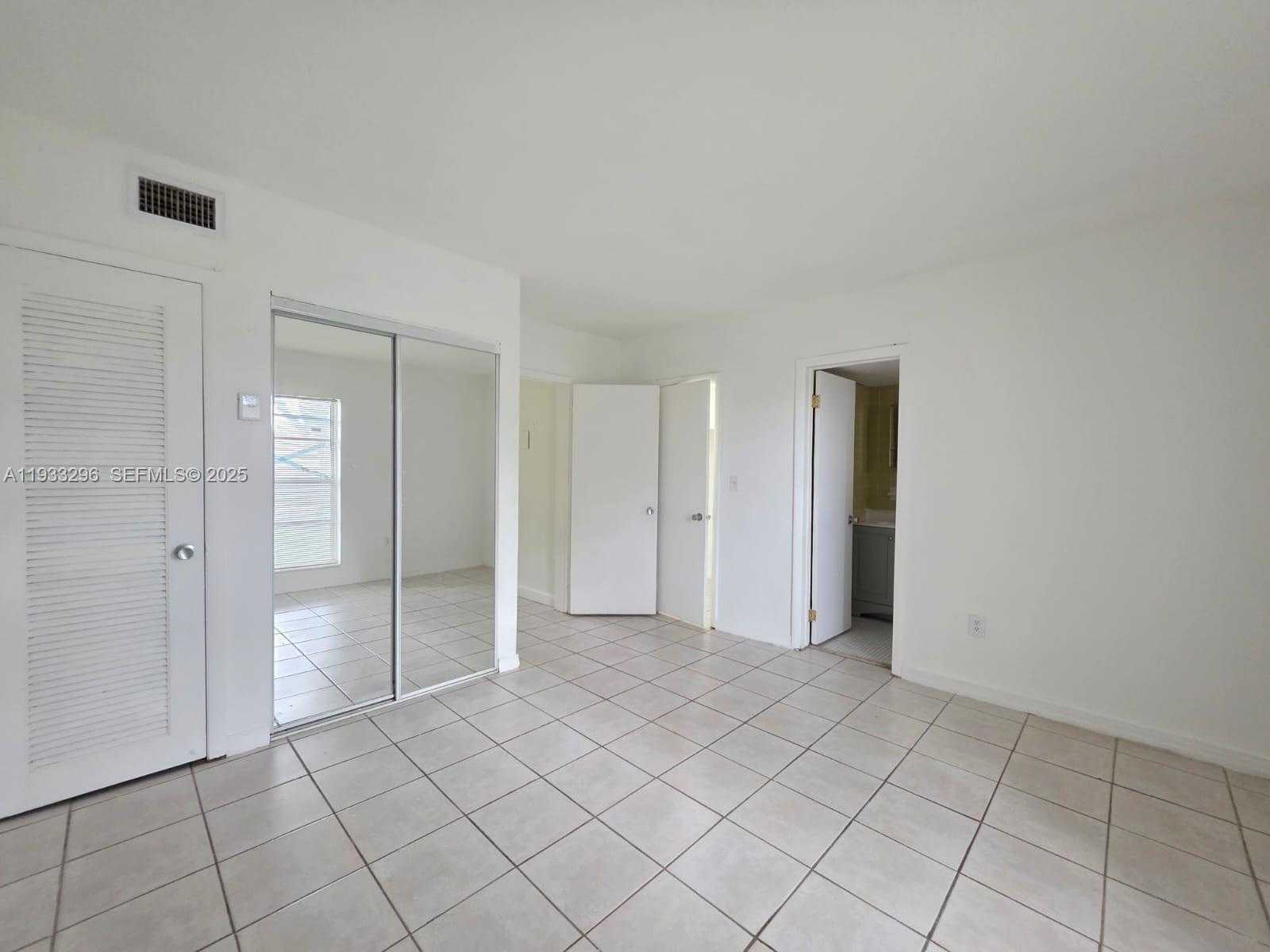 Small Image of 1330 WEST 54TH ST #108C, Hialeah Number 11