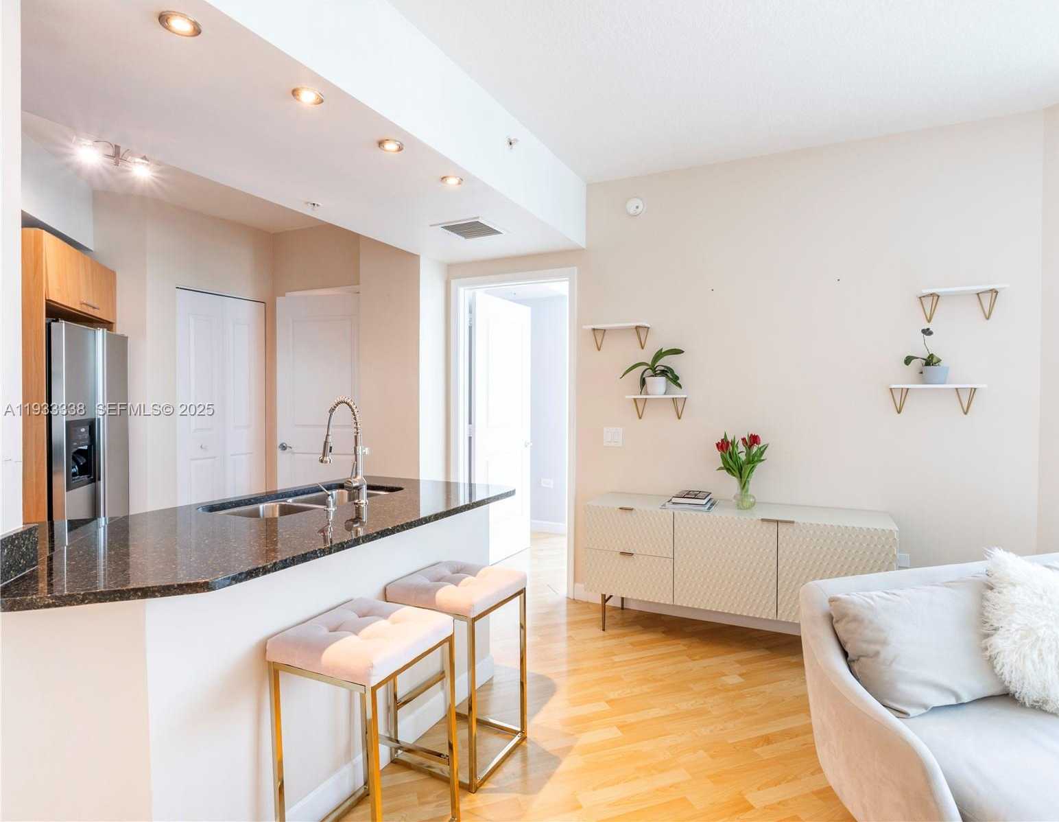 Small Image of 480 NORTH EAST 30TH ST #1103, Miami Number 8