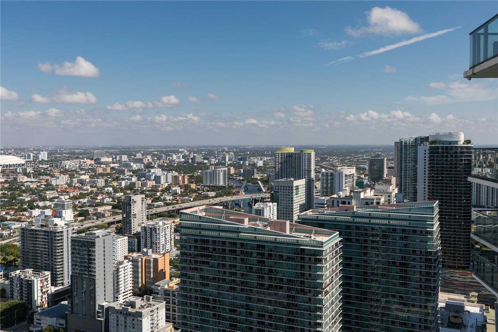 Small Image of 1300 SOUTH MIAMI AVE #PH4906, Miami Number 17