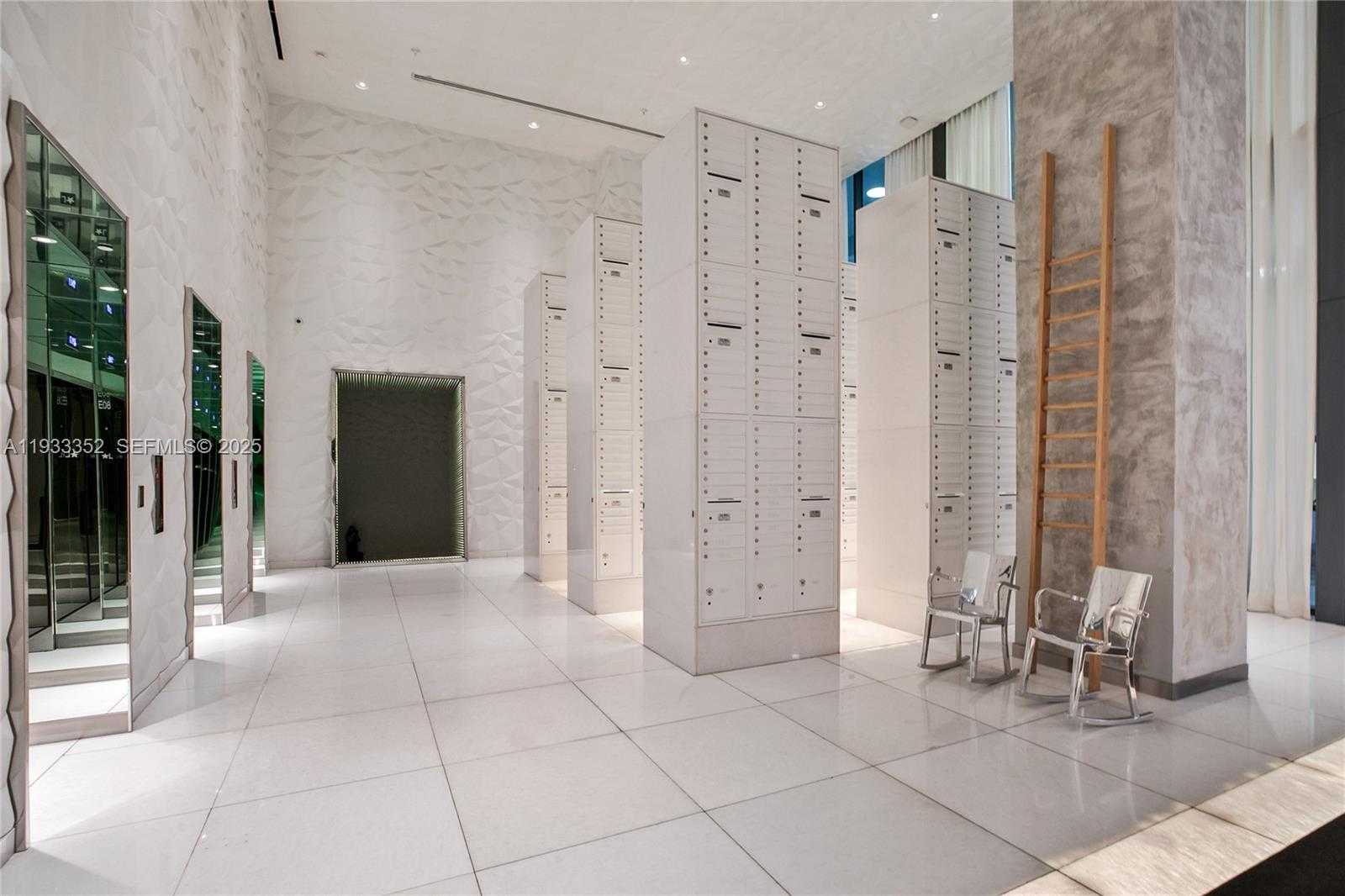 Small Image of 1300 SOUTH MIAMI AVE #PH4906, Miami Number 24