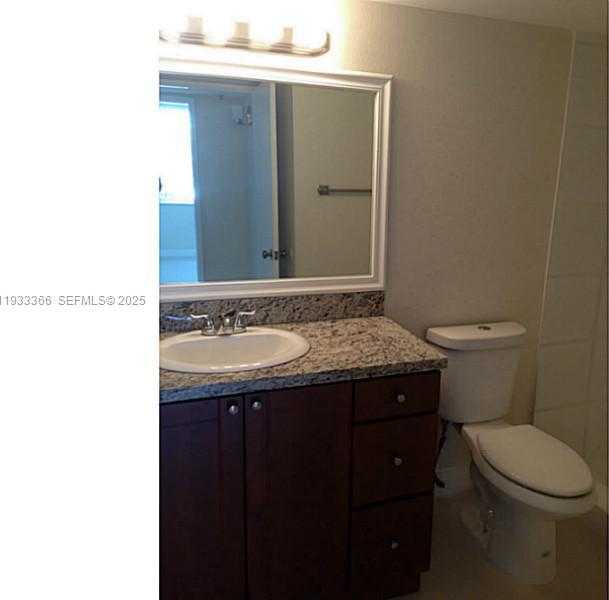 Small Image of 4350 NORTH WEST 107TH AVE #102, Doral Number 13