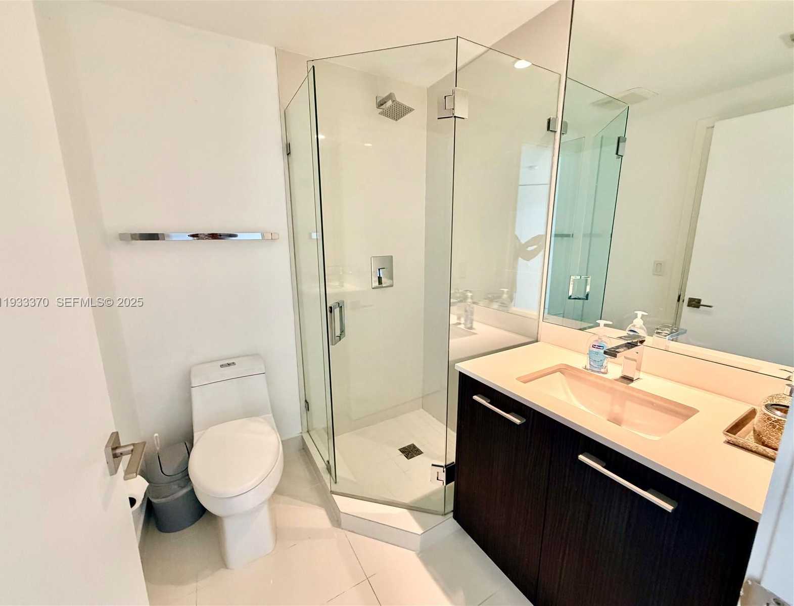 Imagen de Pequeño Objeto