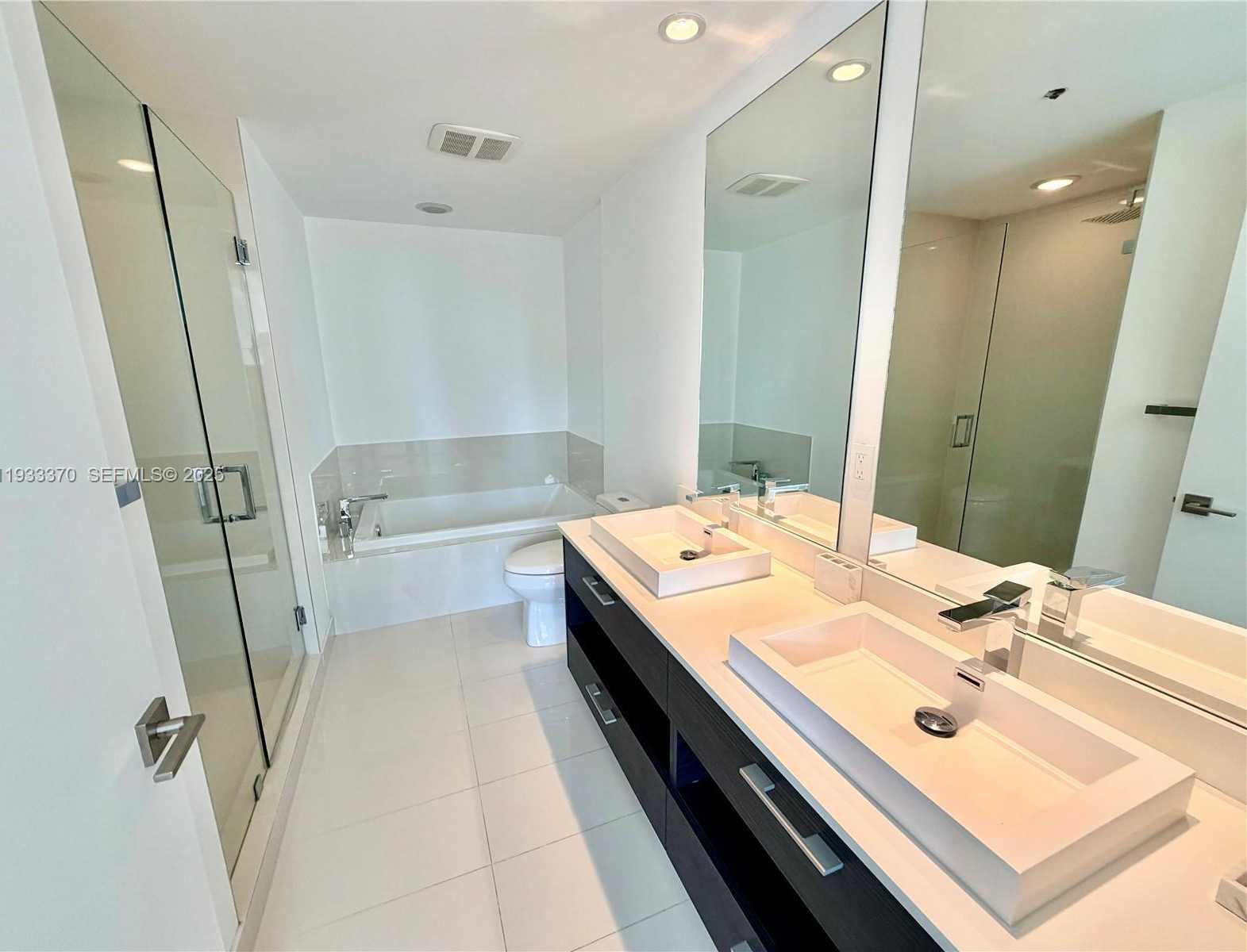 Imagen de Pequeño Objeto