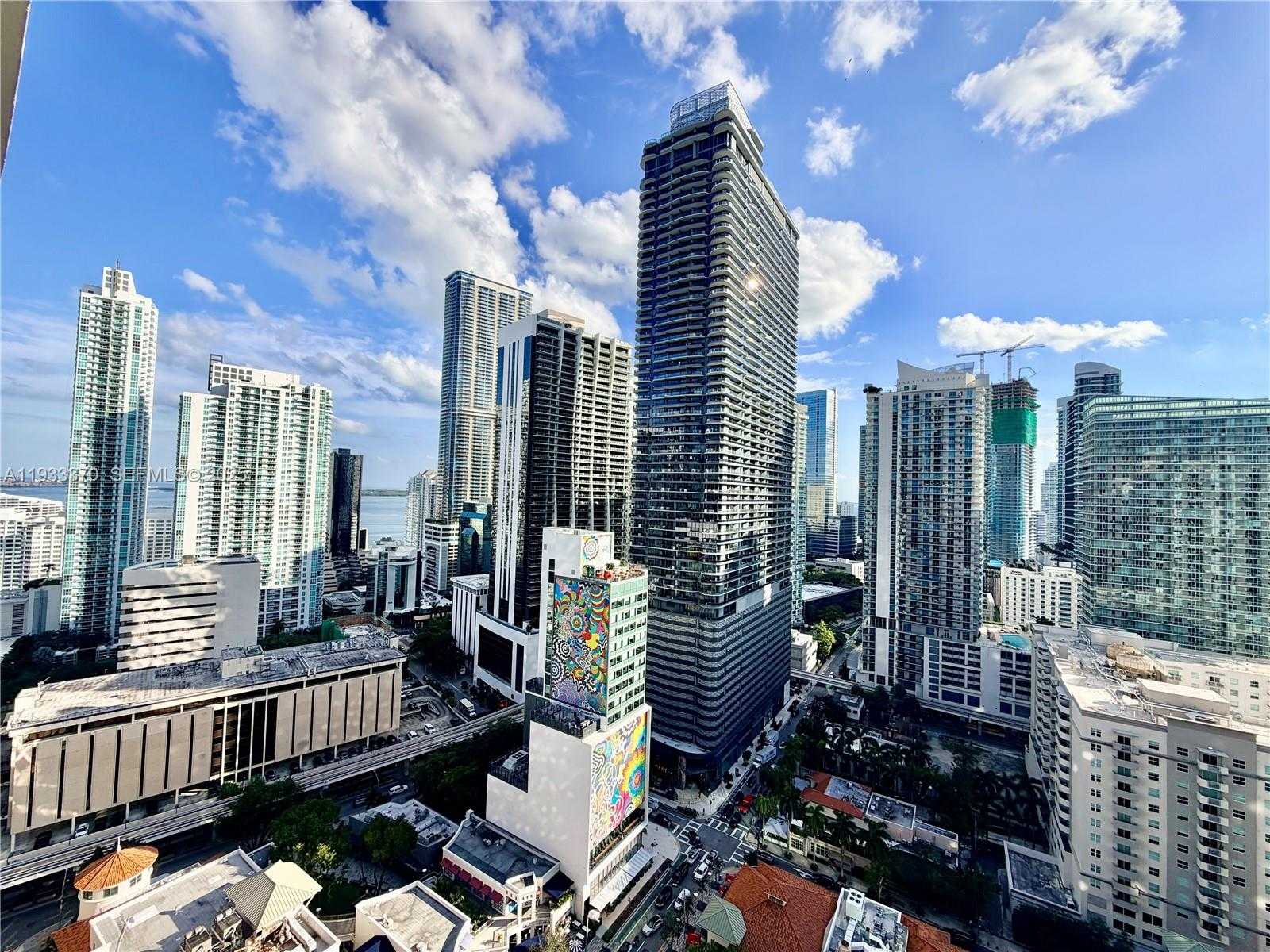 Imagen de Pequeño Objeto