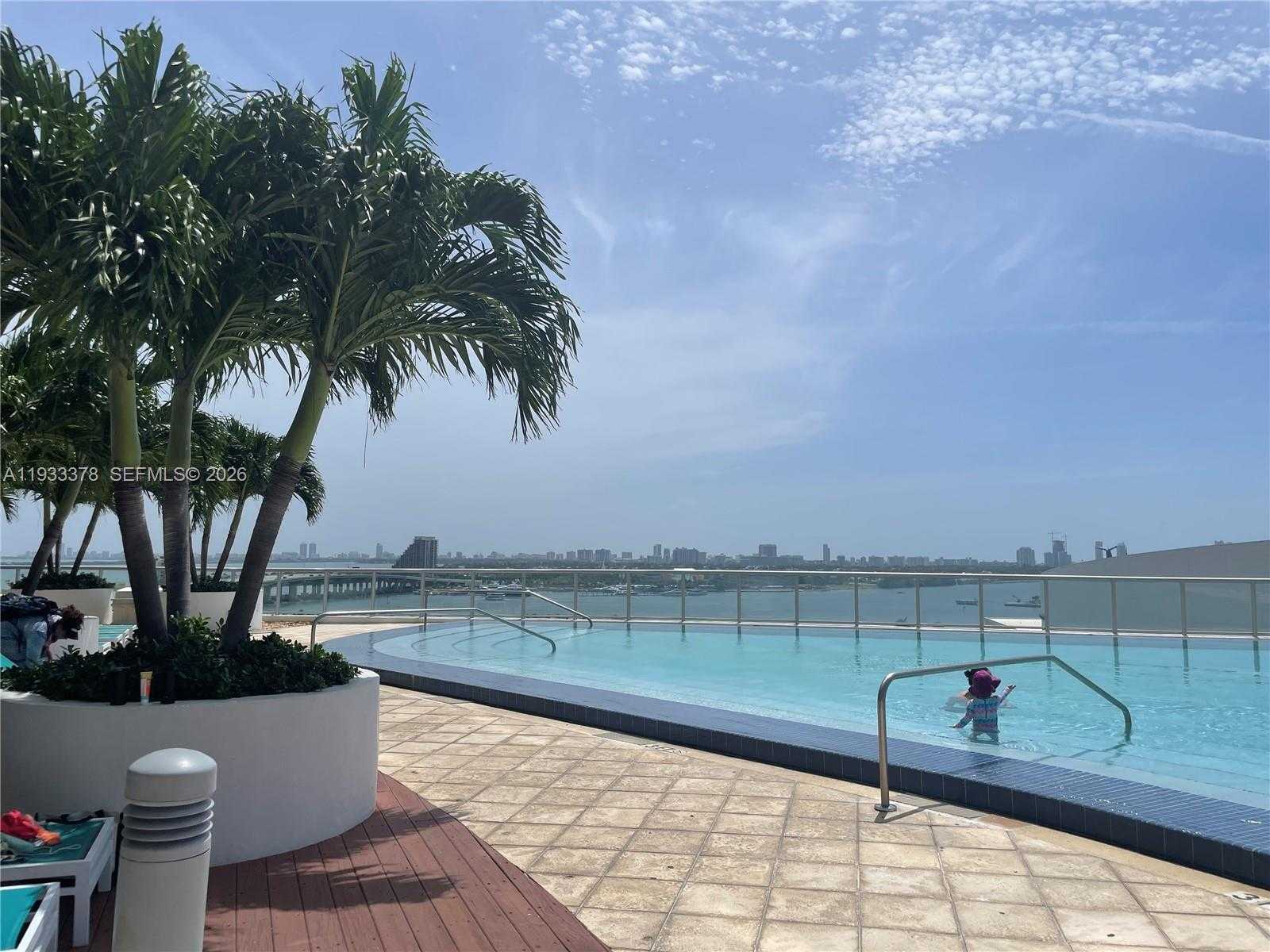 Small Image of 888 BISCAYNE BLVD #4508, Miami Number 17