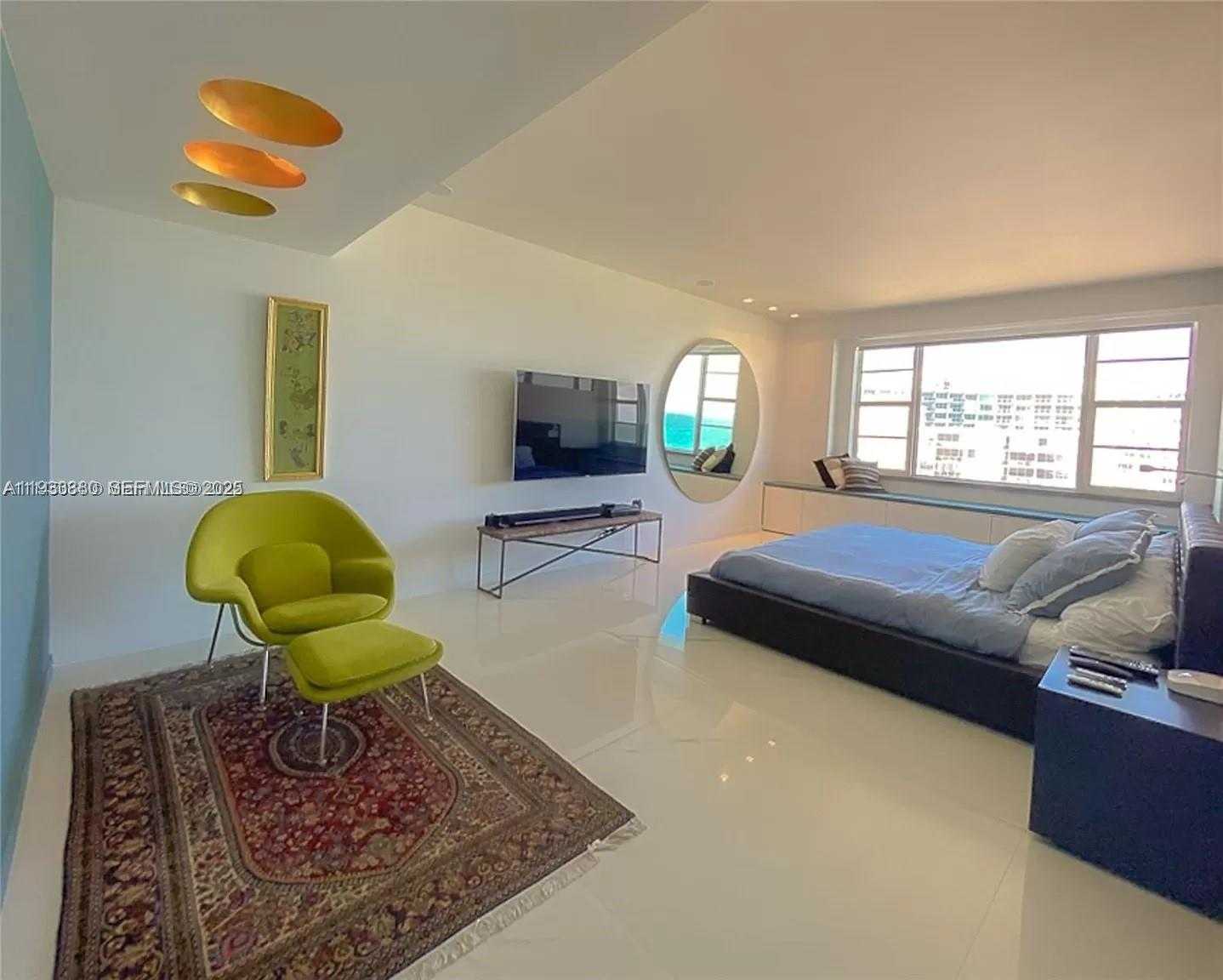 Small Image of 5255 COLLINS AVE #9E, Miami Beach Number 13
