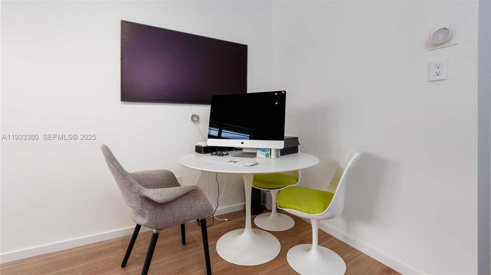 Small Image of 5255 COLLINS AVE #9E, Miami Beach Number 46