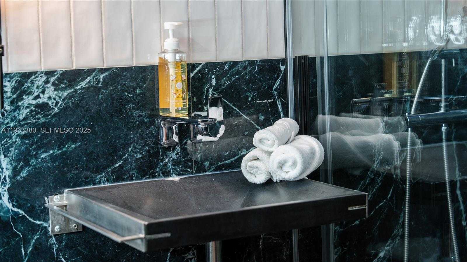 Small Image of 5255 COLLINS AVE #9E, Miami Beach Number 52