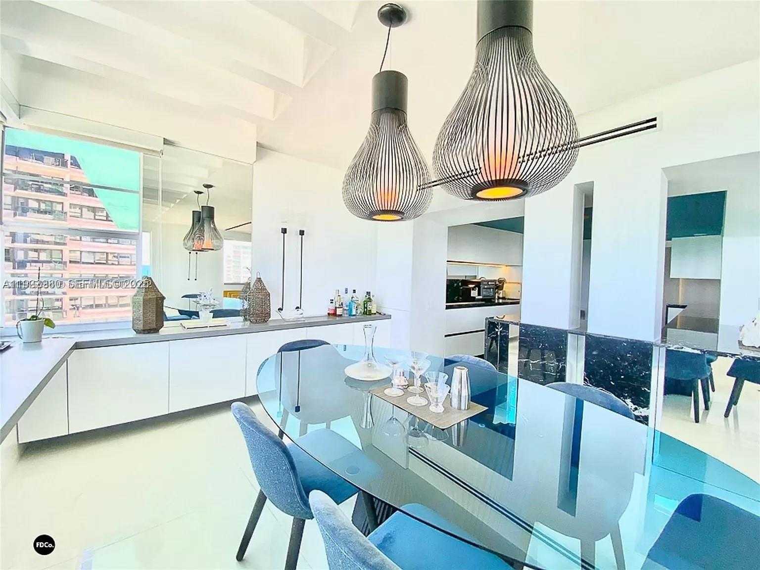 Small Image of 5255 COLLINS AVE #9E, Miami Beach Number 7