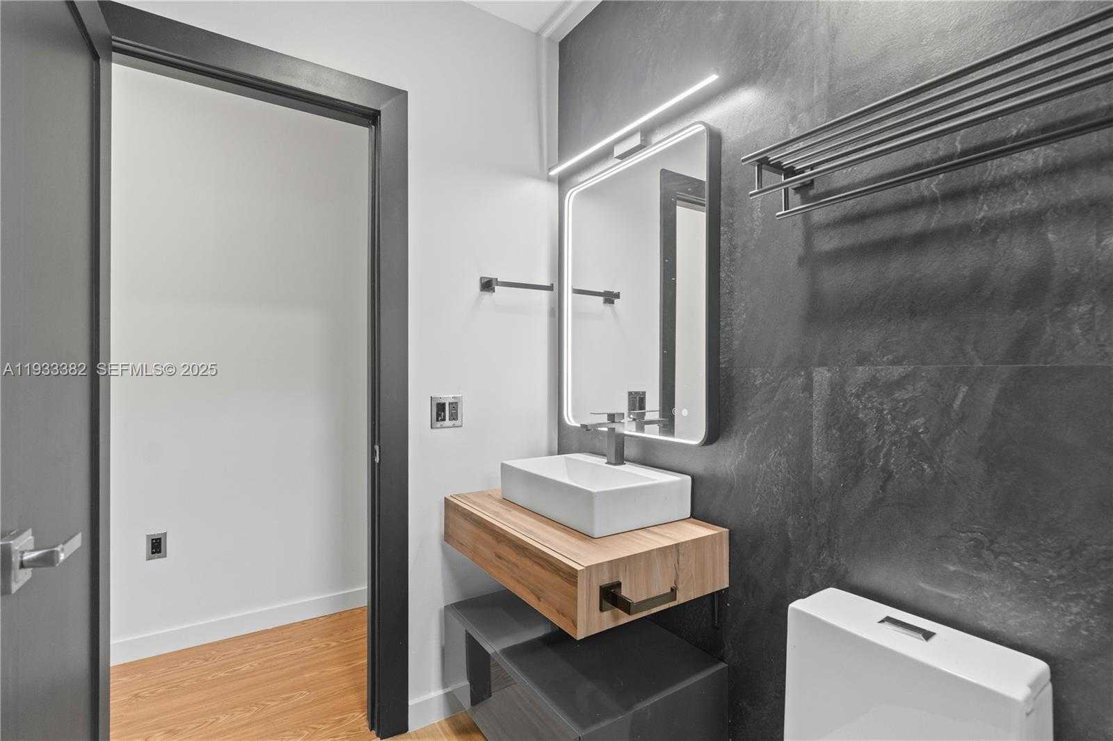 Small Image of 1745 NORTH WEST 151ST ST, Miami Gardens Number 19