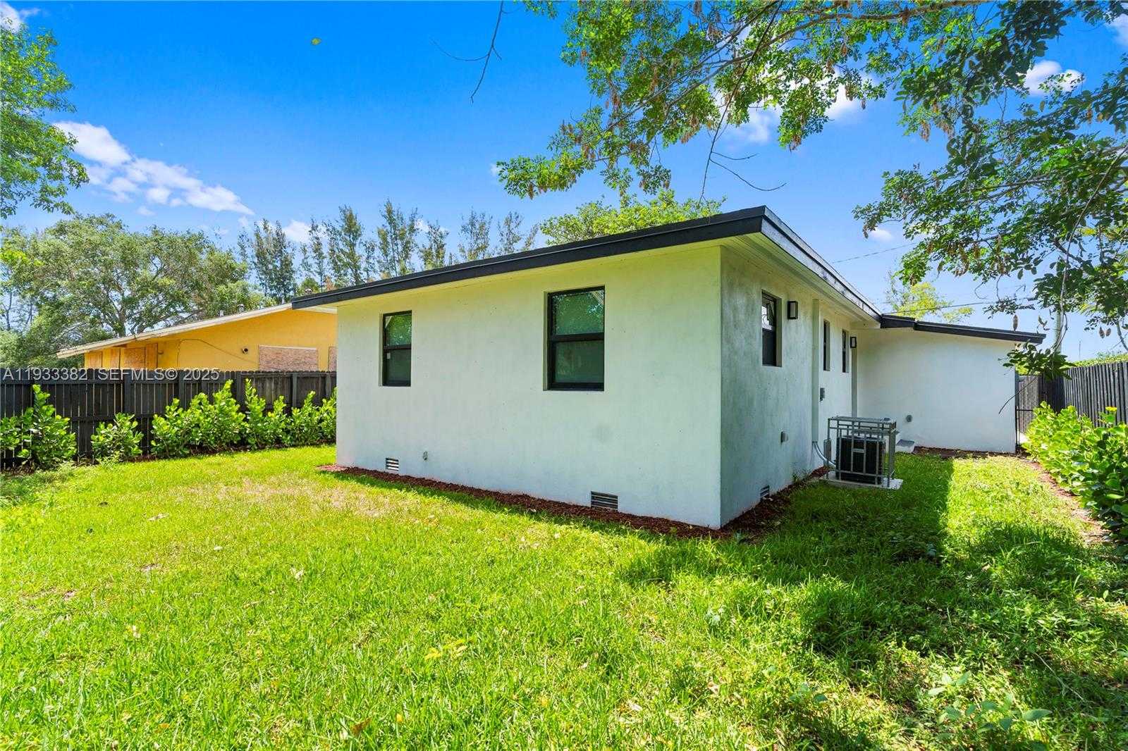 Small Image of 1745 NORTH WEST 151ST ST, Miami Gardens Number 27
