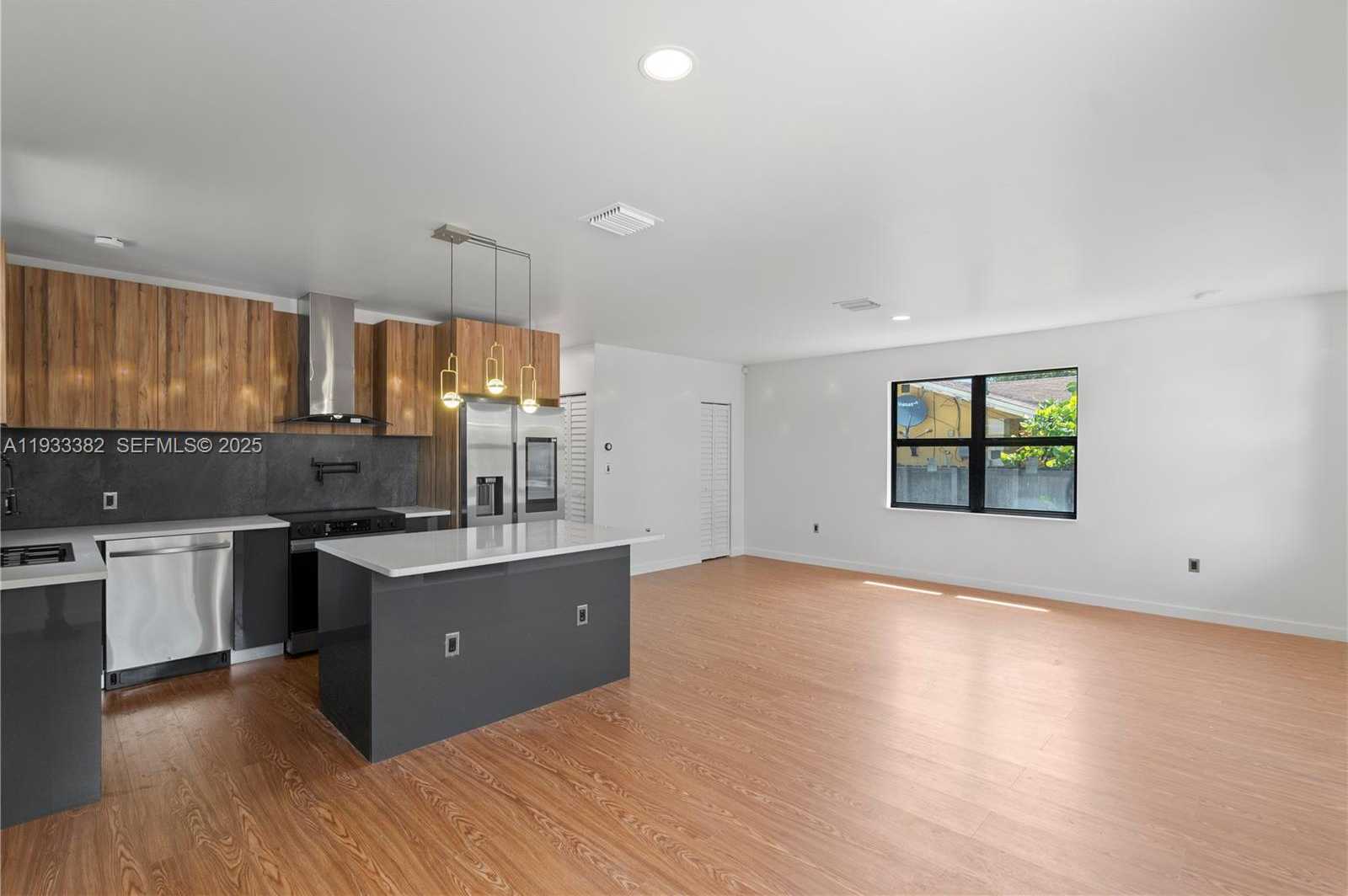 Small Image of 1745 NORTH WEST 151ST ST, Miami Gardens Number 5