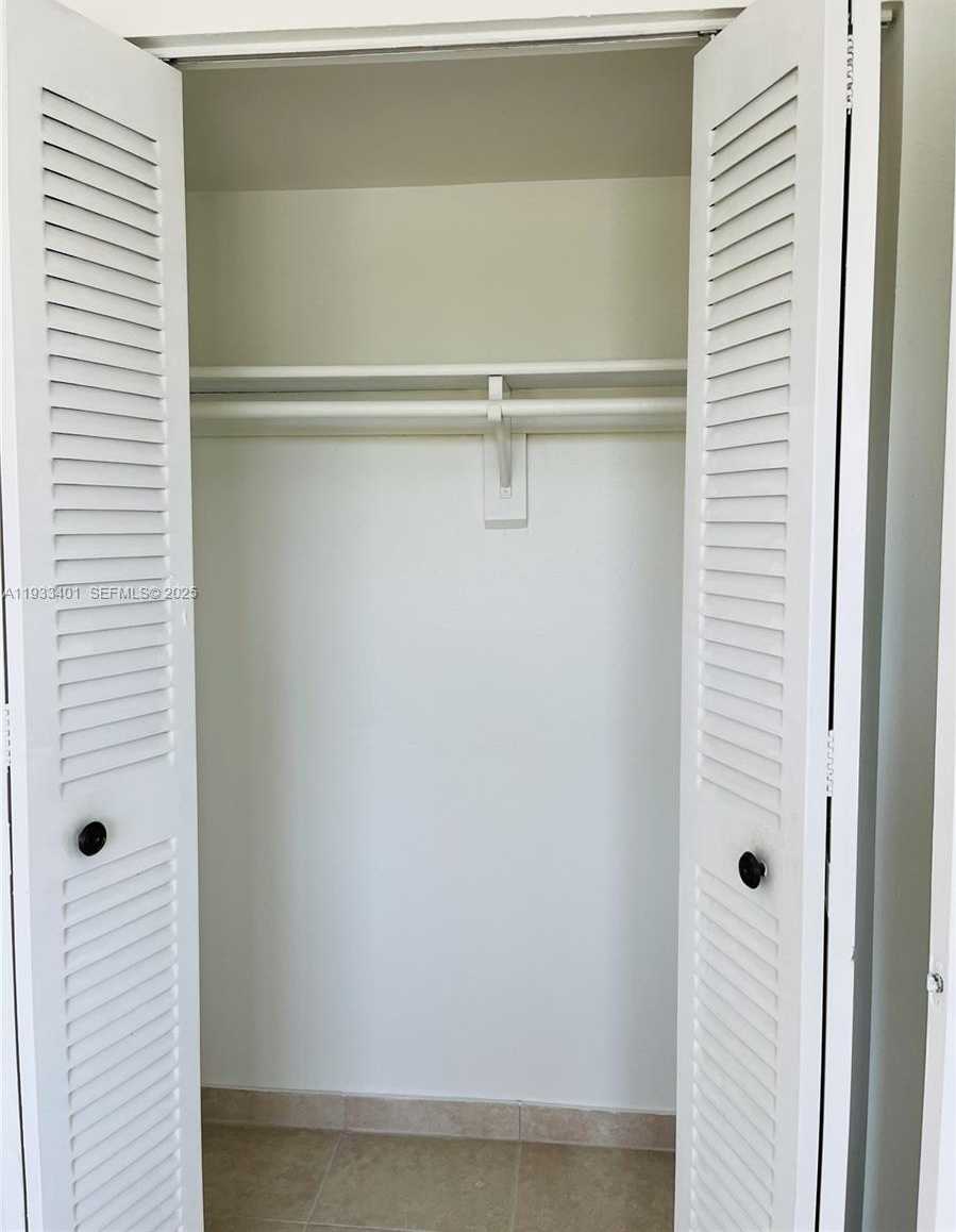 Small Image of 7820 CAMINO REAL #J318, Miami Number 6