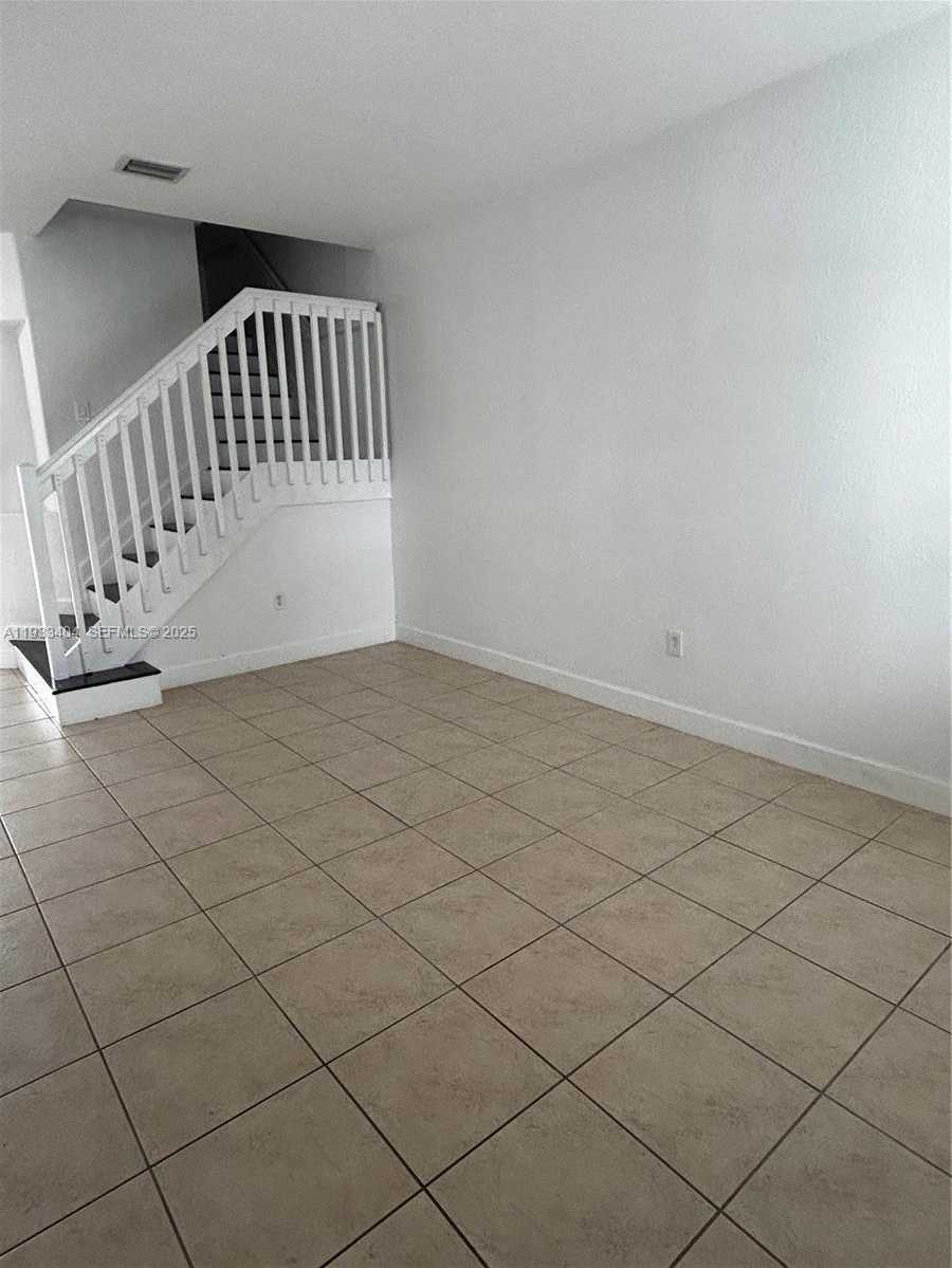 Small Image of 10721 NORTH WEST 81ST LN, Doral Number 19