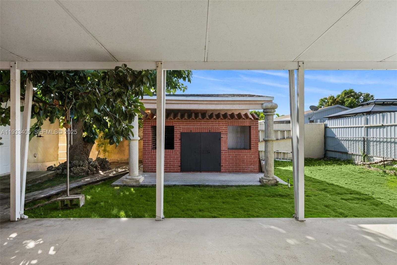 Small Image of 11620 SOUTH WEST 179TH TER, Miami Number 23