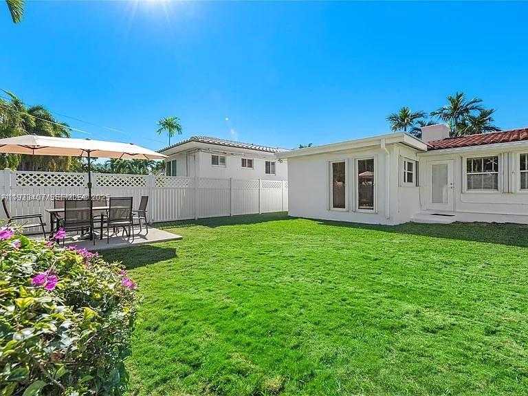 Small Image of 5371 NORTH BAY RD, Miami Beach Number 31