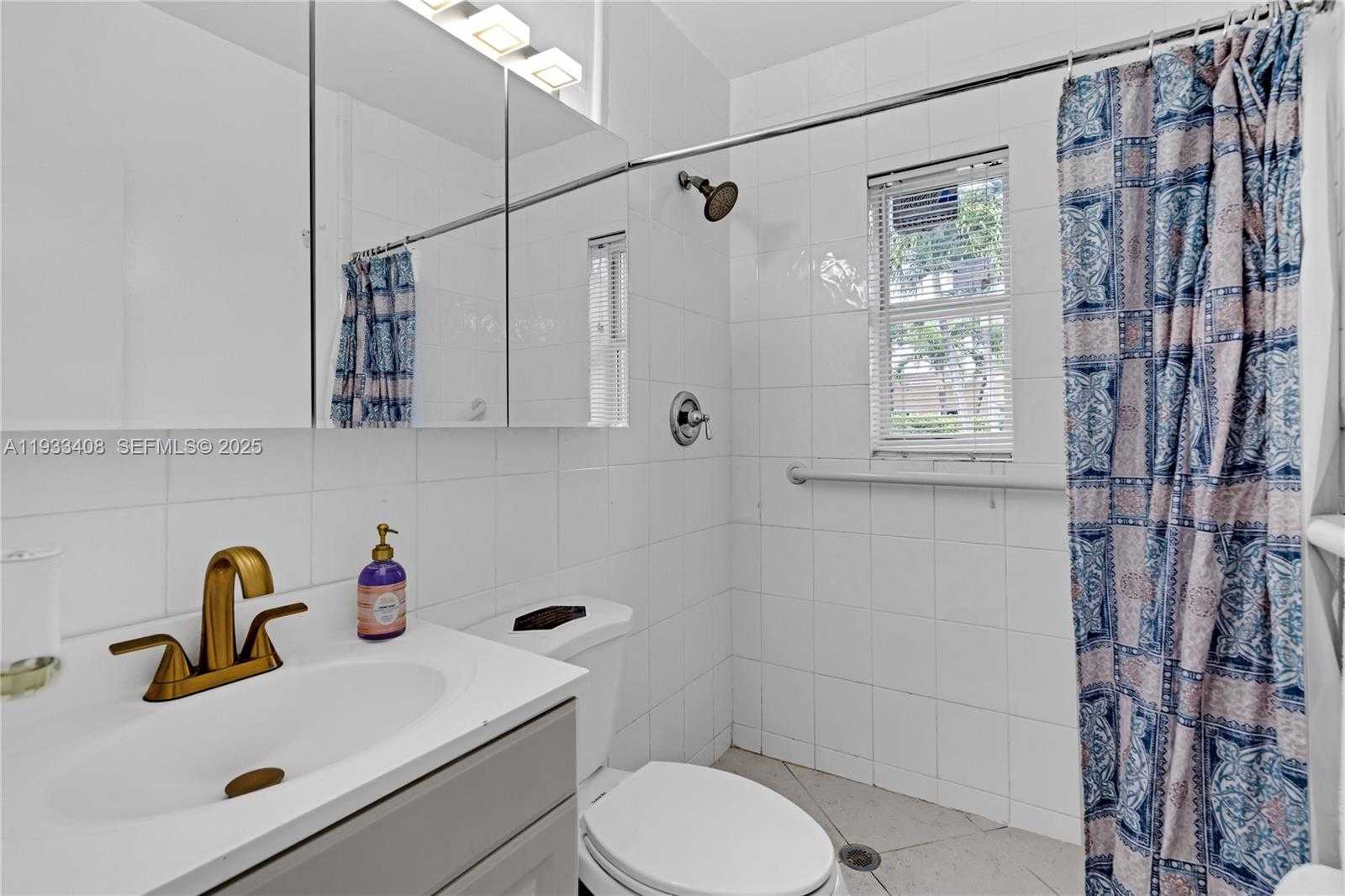 Small Image of 437 NORTH EAST 107TH ST, Miami Number 12