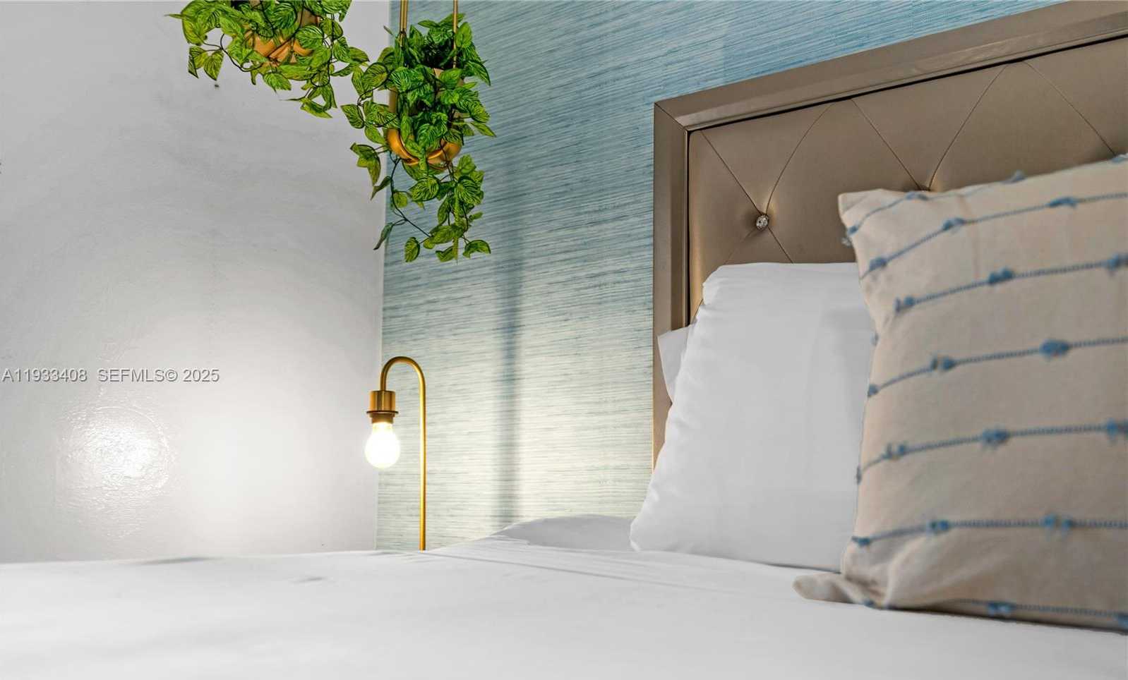 Small Image of 437 NORTH EAST 107TH ST, Miami Number 13