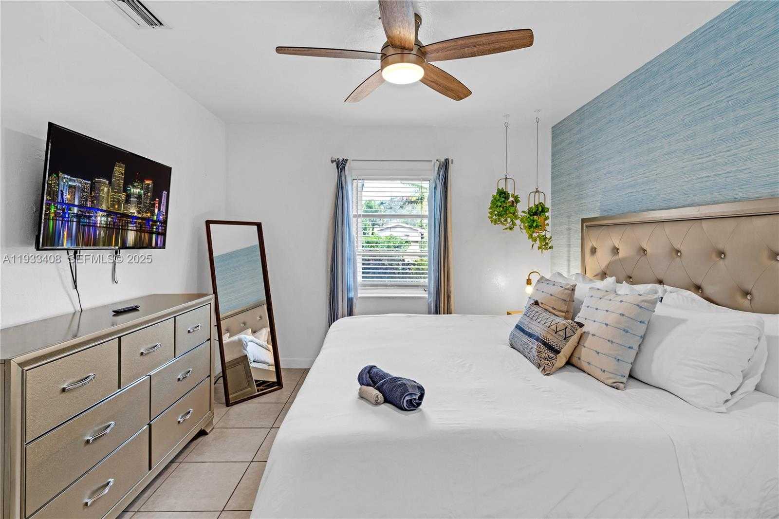 Small Image of 437 NORTH EAST 107TH ST, Miami Number 19