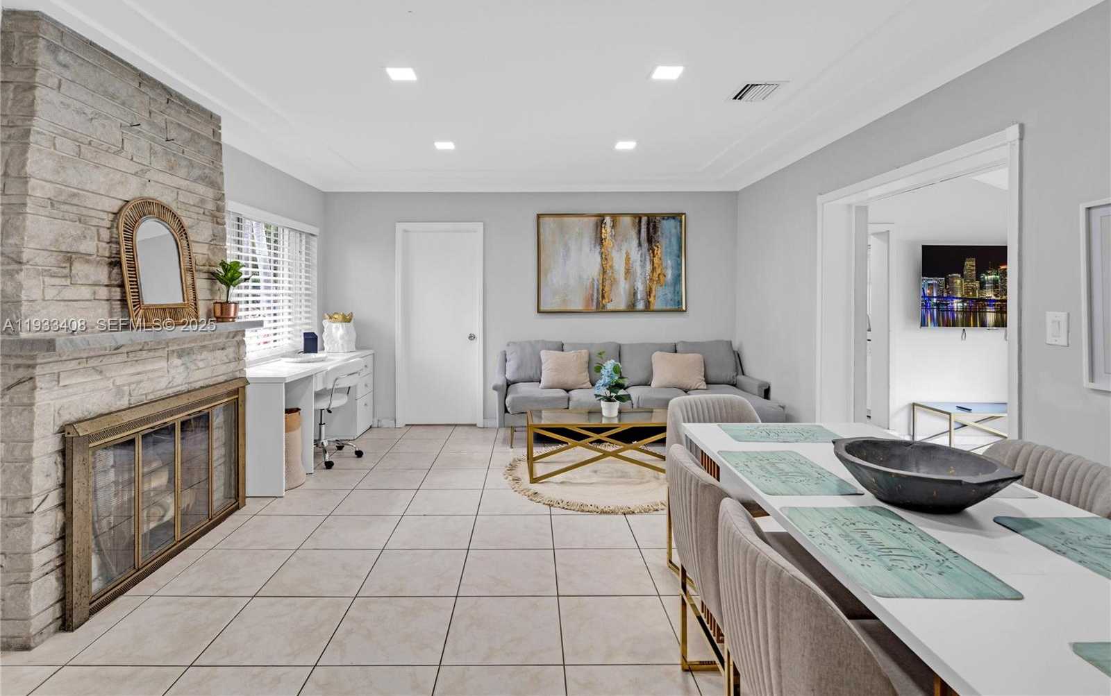 Small Image of 437 NORTH EAST 107TH ST, Miami Number 2