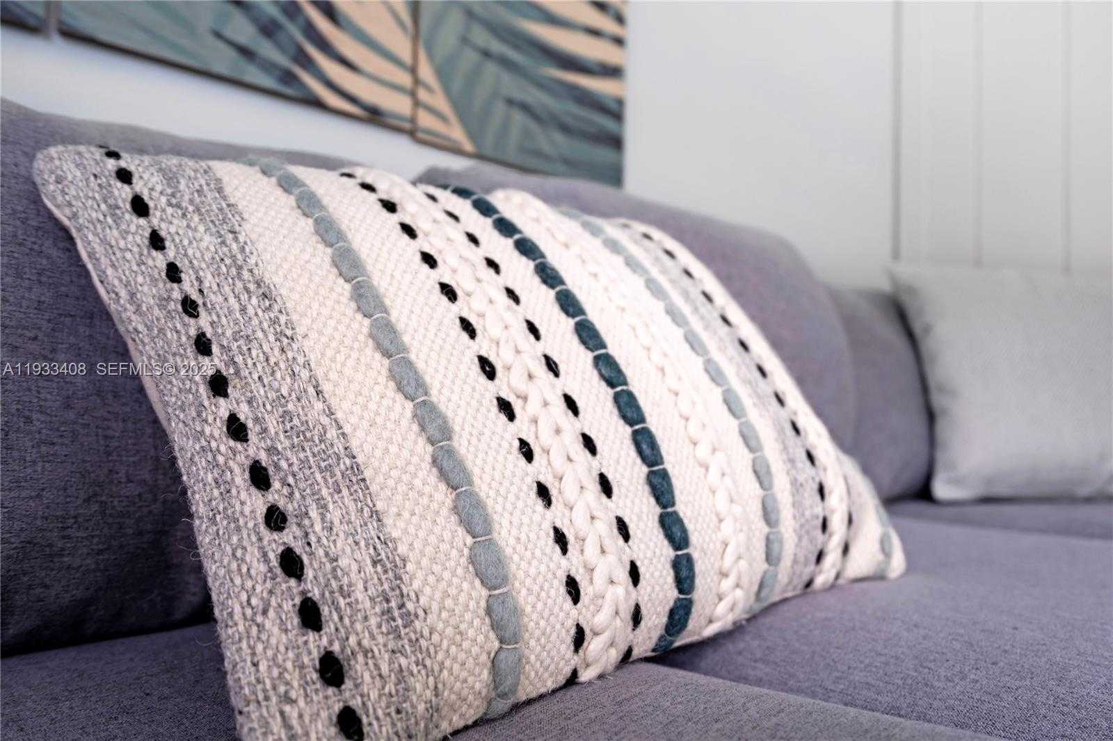 Small Image of 437 NORTH EAST 107TH ST, Miami Number 24