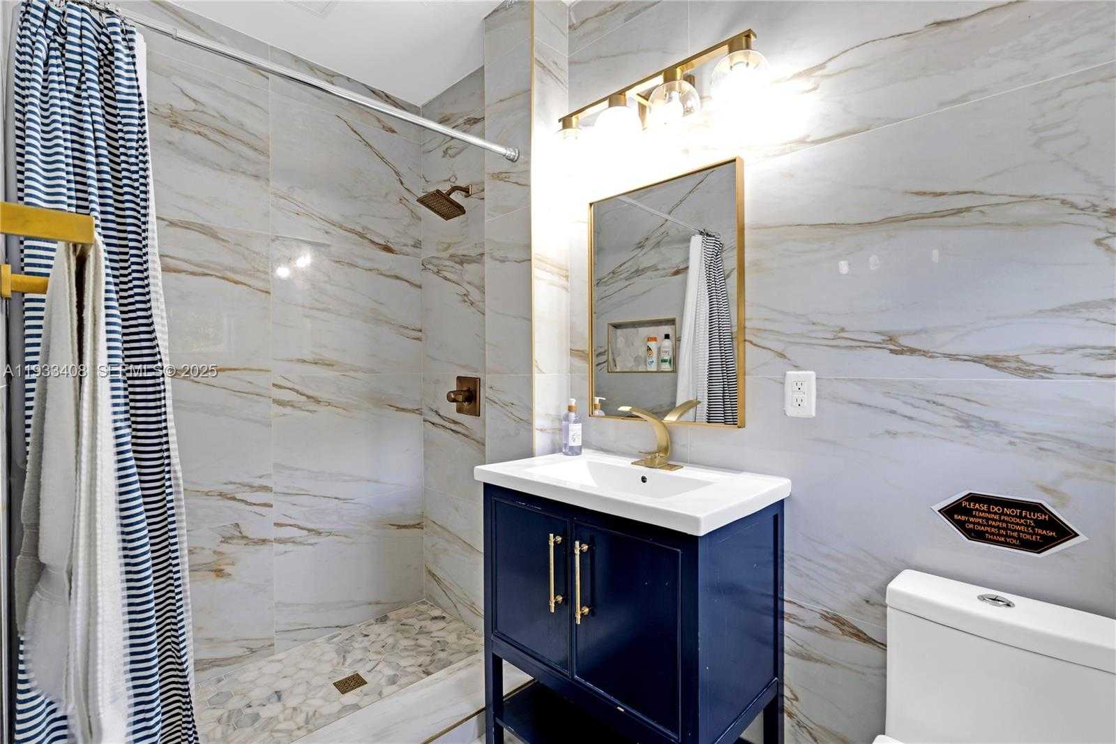 Small Image of 437 NORTH EAST 107TH ST, Miami Number 30