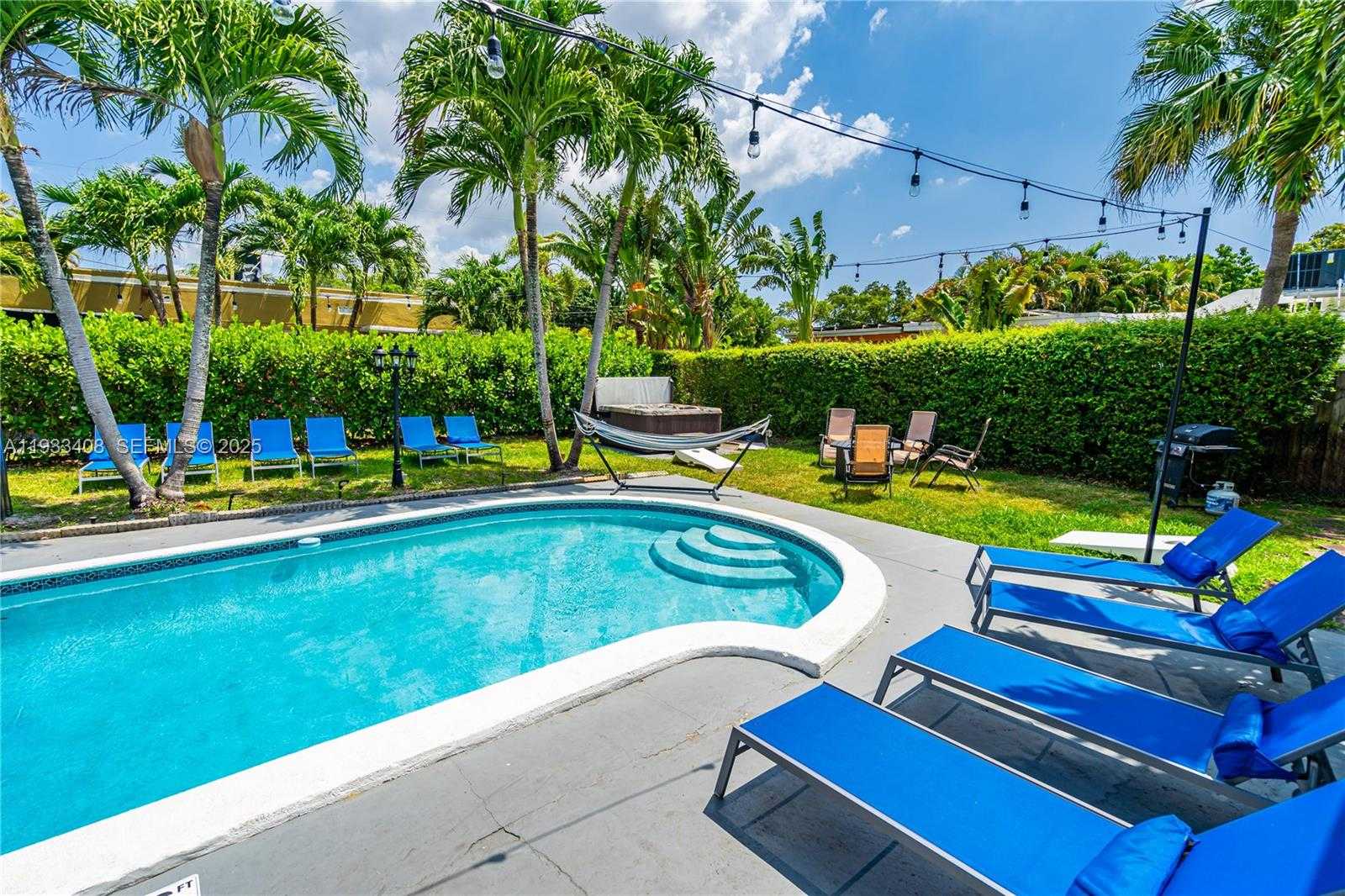 Small Image of 437 NORTH EAST 107TH ST, Miami Number 38