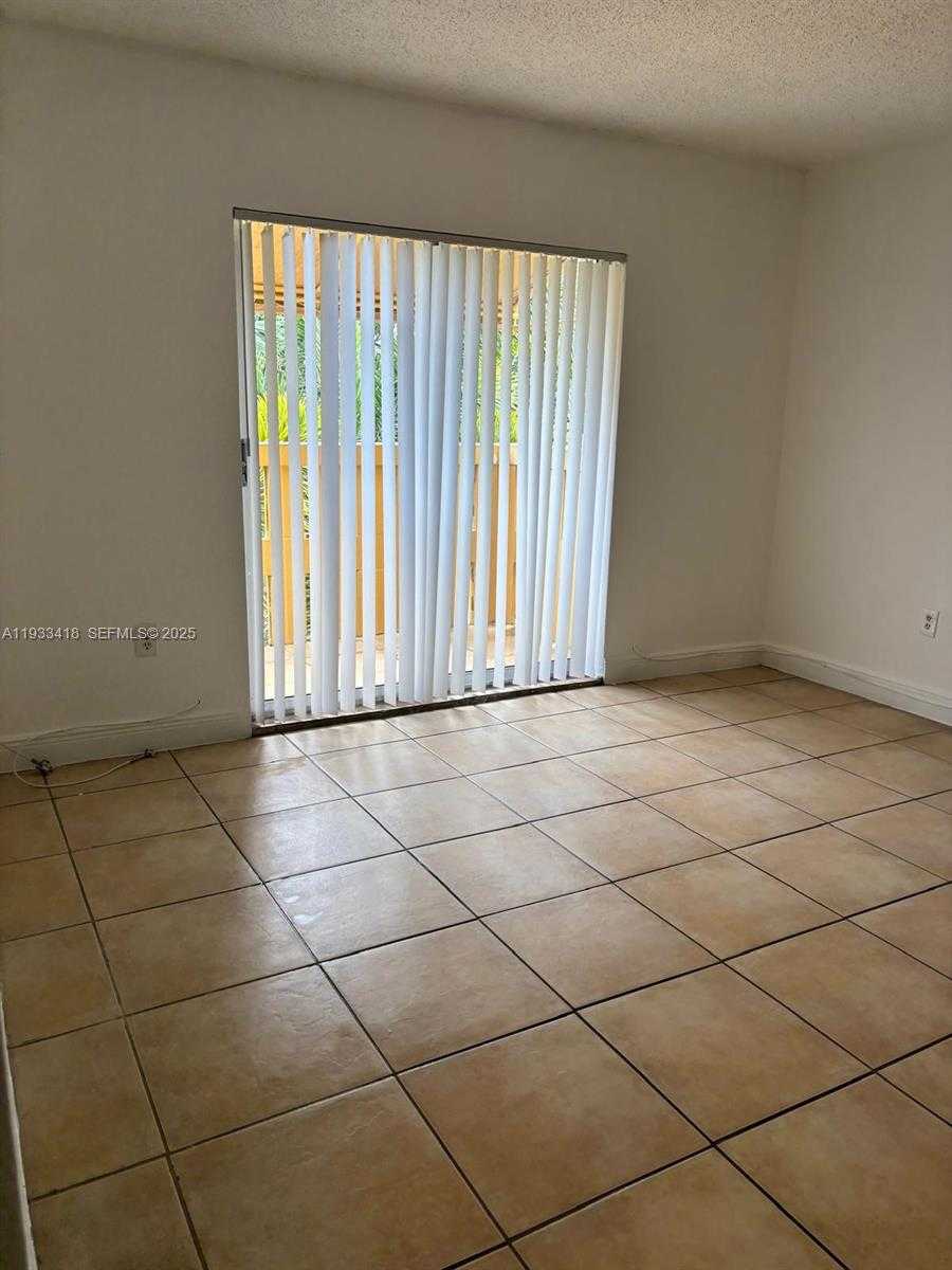 Small Image of 1821 NORTH EAST 168TH ST #C4, North Miami Beach Number 5