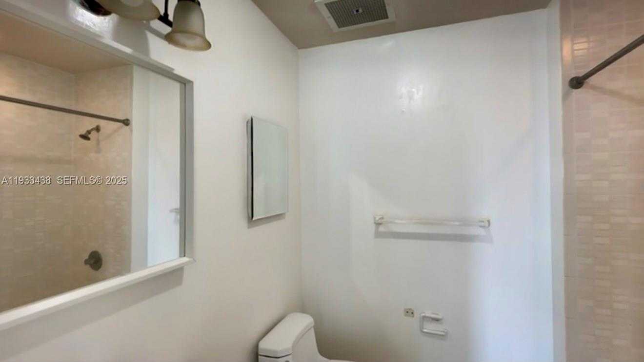 Small Image of 3470 EAST COAST AVE #H1406, Miami Number 13