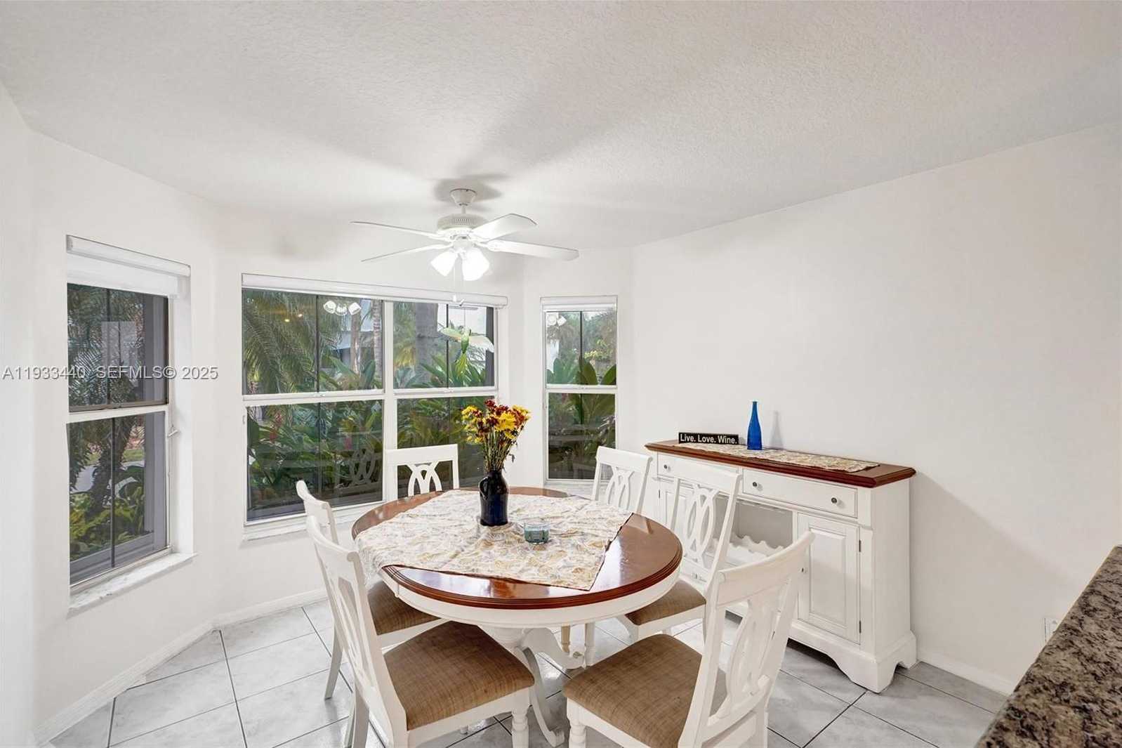 Small Image of 1046 SATINLEAF ST, Hollywood Number 21