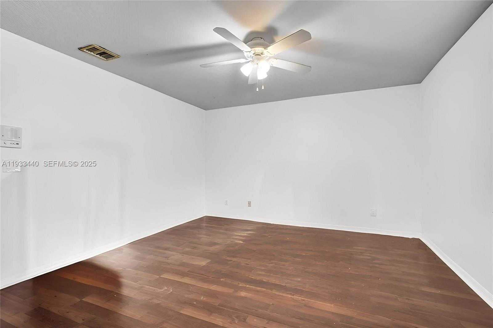 Small Image of 1046 SATINLEAF ST, Hollywood Number 40