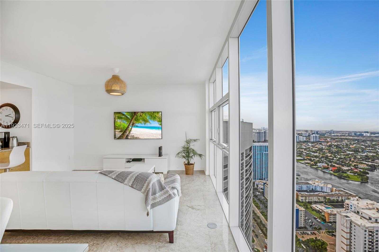 Small Image of 1830 SOUTH OCEAN DR #4707, Hallandale Beach Number 10