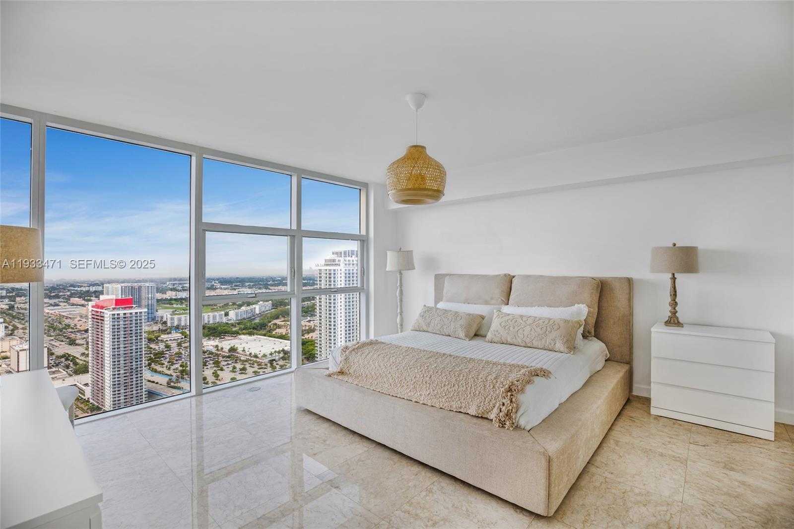 Small Image of 1830 SOUTH OCEAN DR #4707, Hallandale Beach Number 13