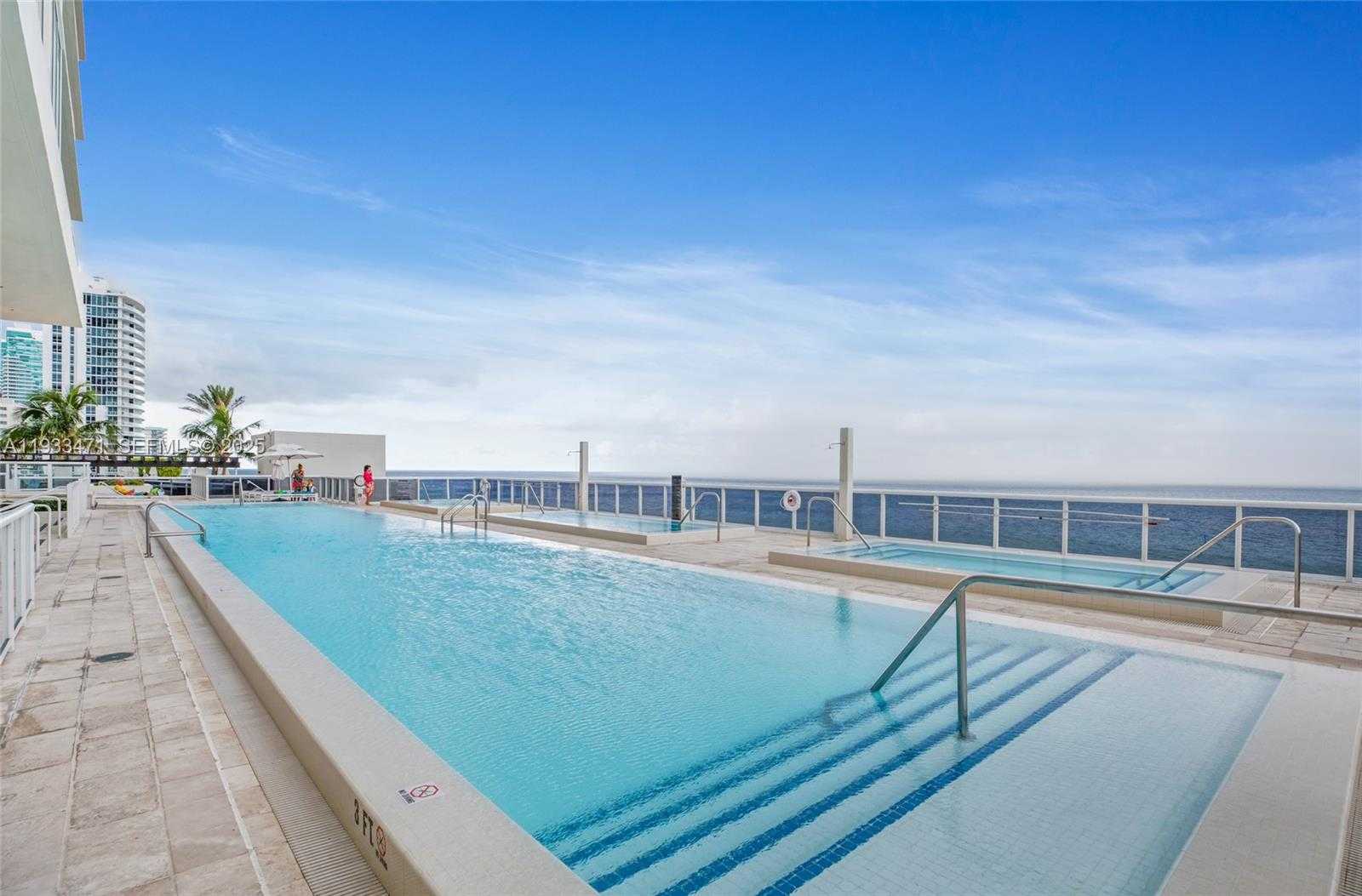 Small Image of 1830 SOUTH OCEAN DR #4707, Hallandale Beach Number 22