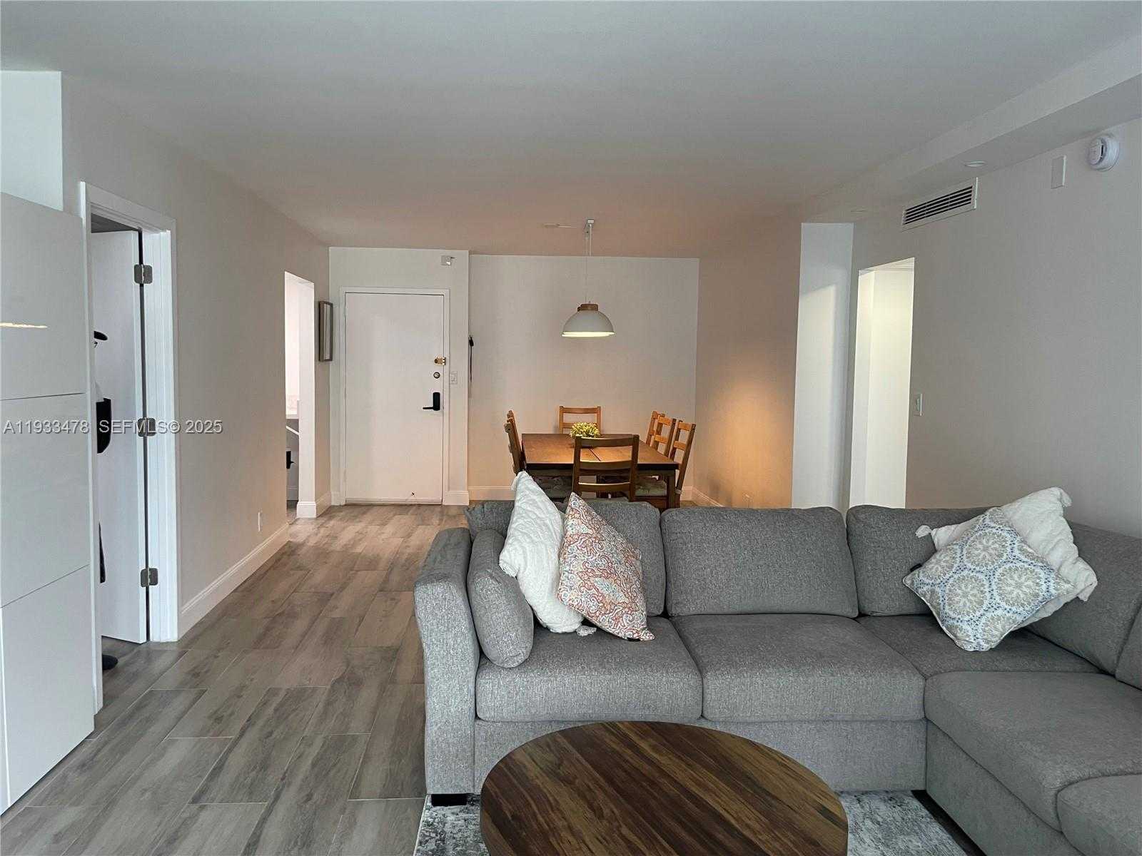 Small Image of 2030 SOUTH OCEAN DR #805, Hallandale Beach Number 14