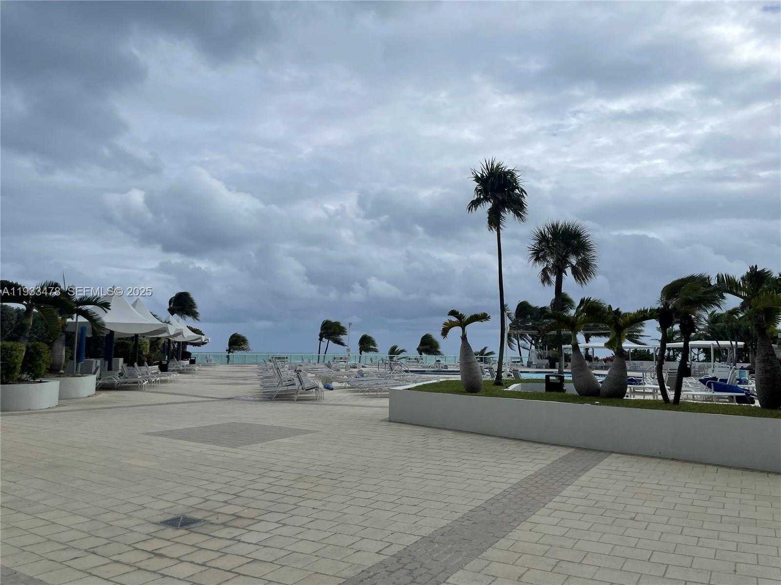 Small Image of 2030 SOUTH OCEAN DR #805, Hallandale Beach Number 34