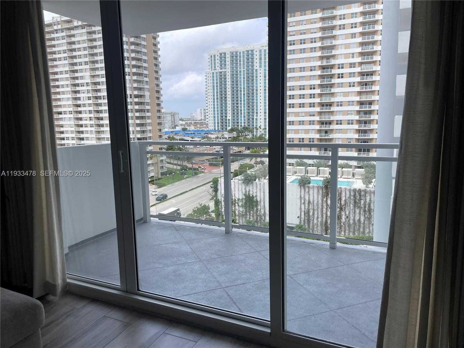 Small Image of 2030 SOUTH OCEAN DR #805, Hallandale Beach Number 6