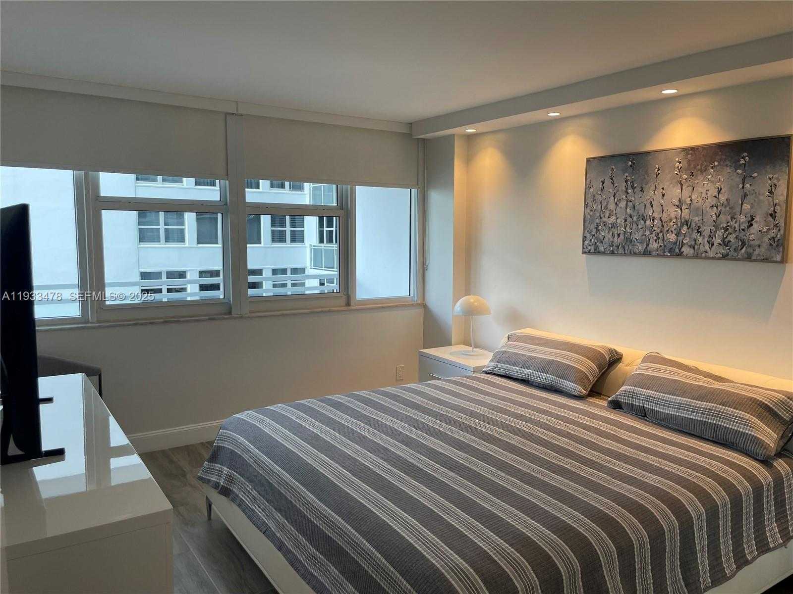 Small Image of 2030 SOUTH OCEAN DR #805, Hallandale Beach Number 9