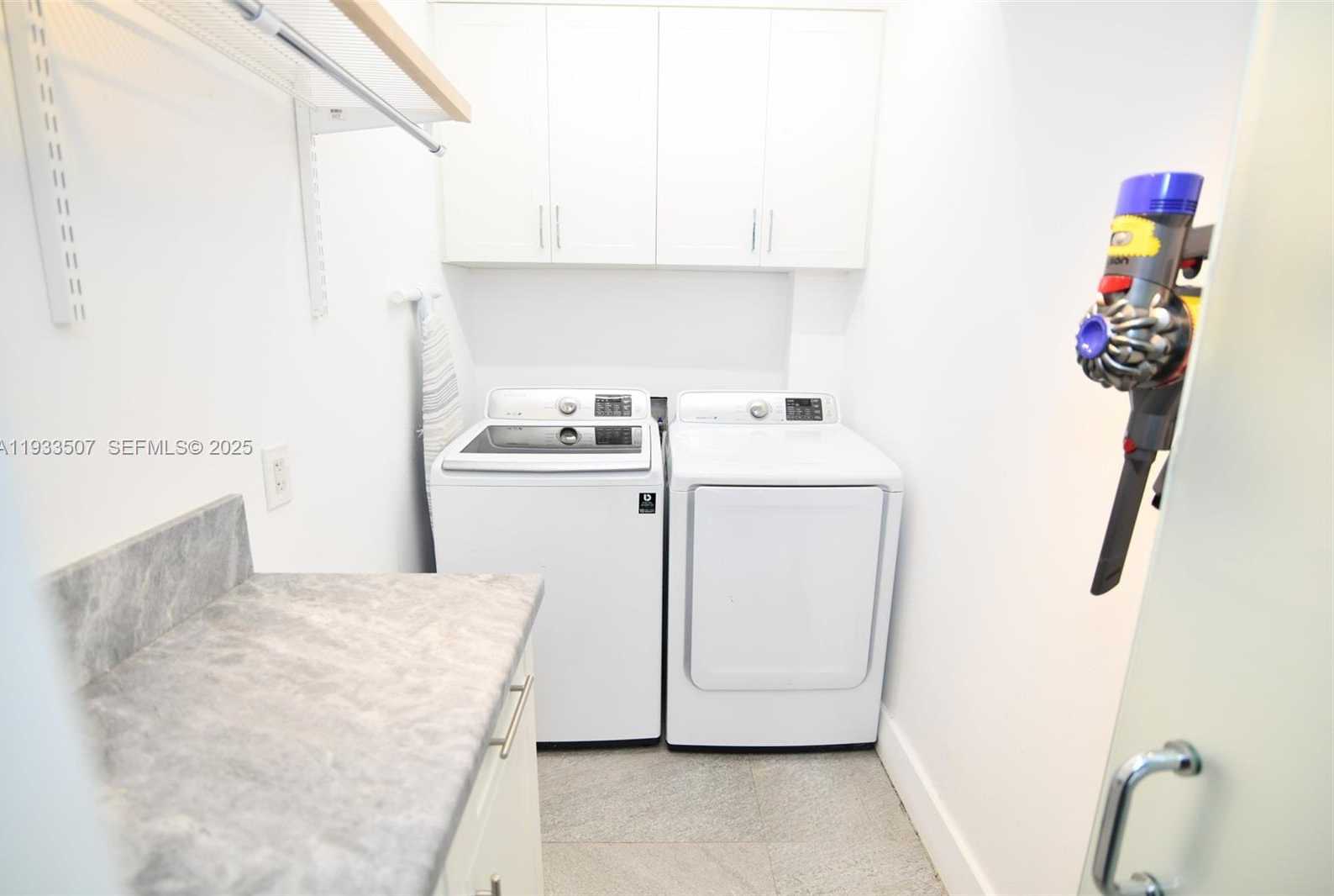 Small Image of 2918 BIRD AVE #5, Miami Number 10